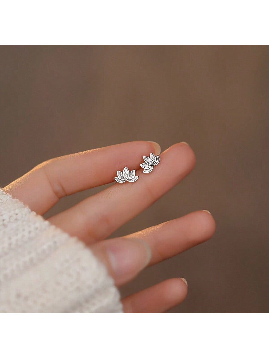 1pair Elegant Exquisite Trendy Lotus Shaped Flower Stud Earrings, Spiritual Jewelry Holiday Gift For Women Girls-Silver-1