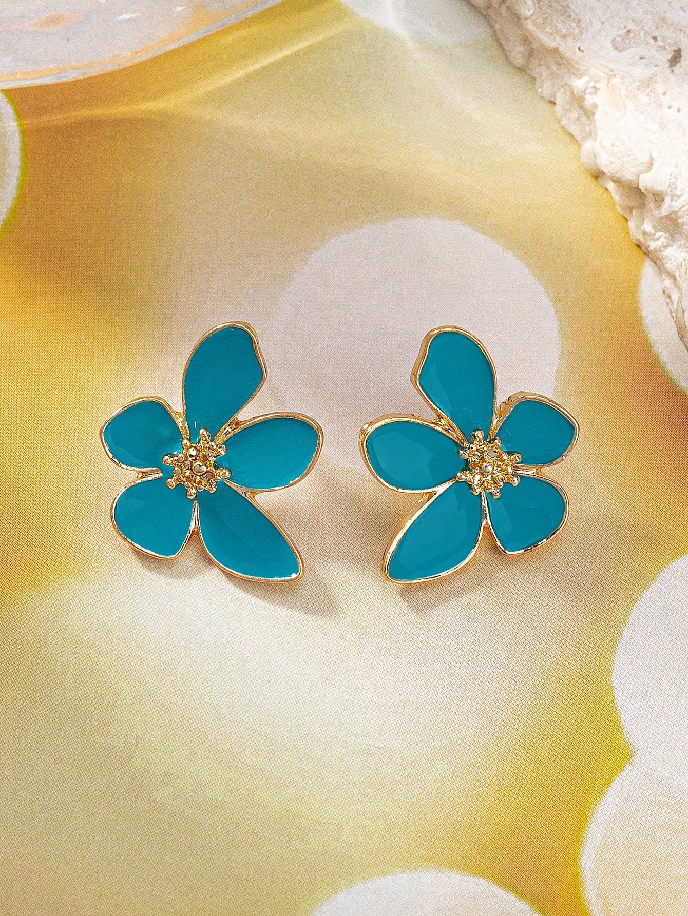 1pair Vintage Simple & Versatile Geometric Clover, Oil Drip Camellia Design Fashionable Earrings-Royal Blue-1