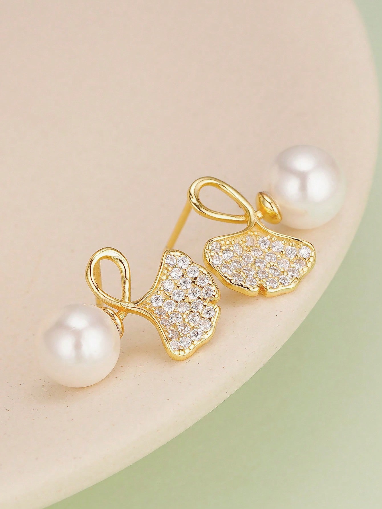 1 Pair (2pcs) S925 Sterling Silver Conch Pearl Earrings Inlaid With Zirconia, Ginkgo Leaf Designed Ear Studs Suitable For Women Daily Wear-Gold-1