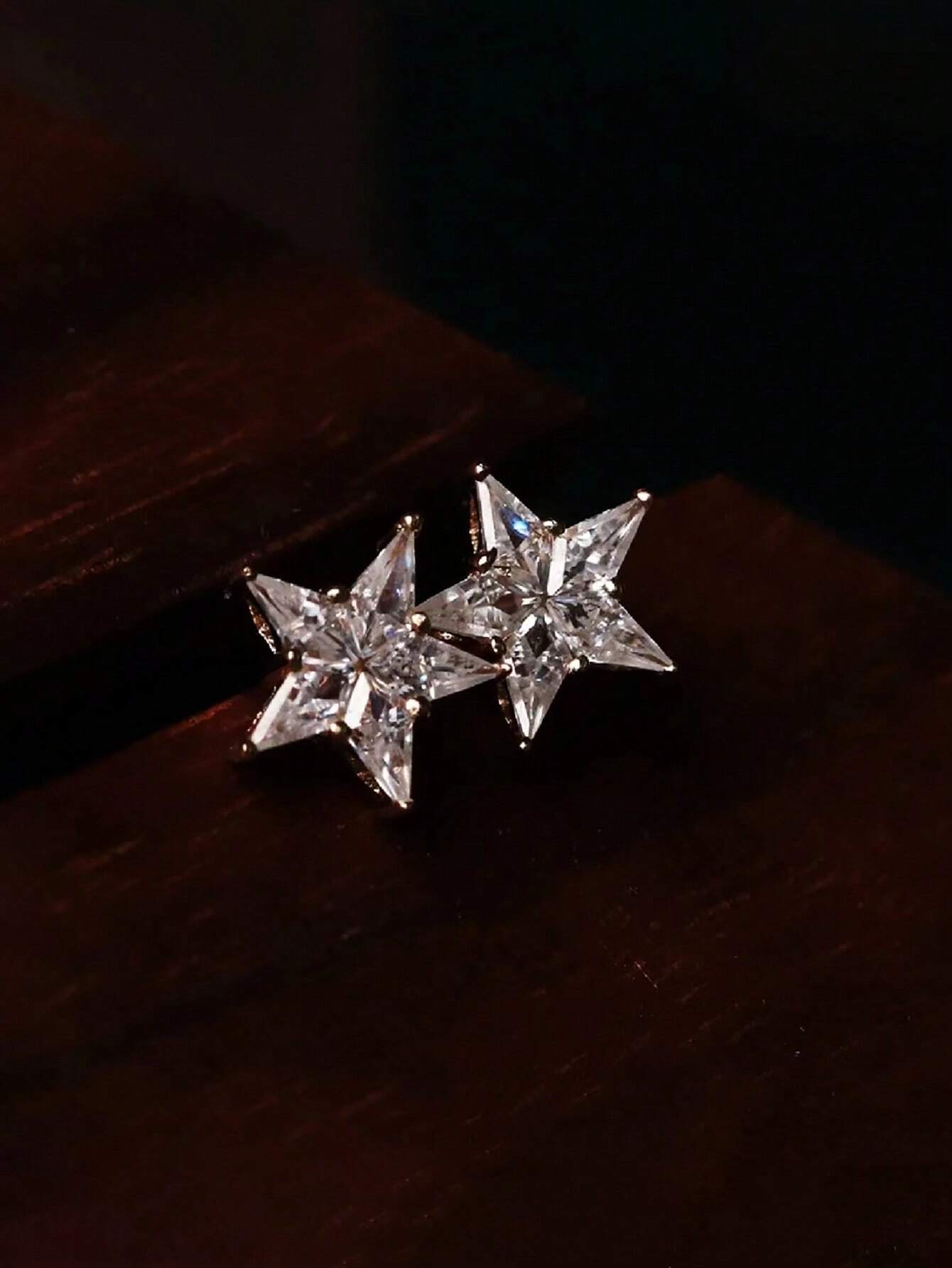 Pair Of Elegant Luxury Niche Star Shaped 925 Sterling Silver Stud Earrings For Women