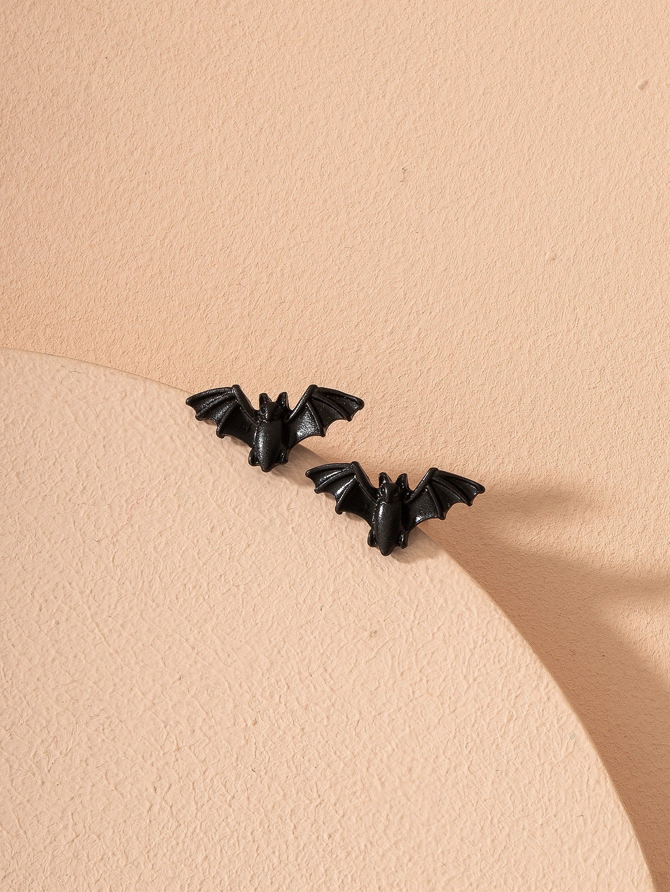 Bat Design Stud Earrings-Black-1