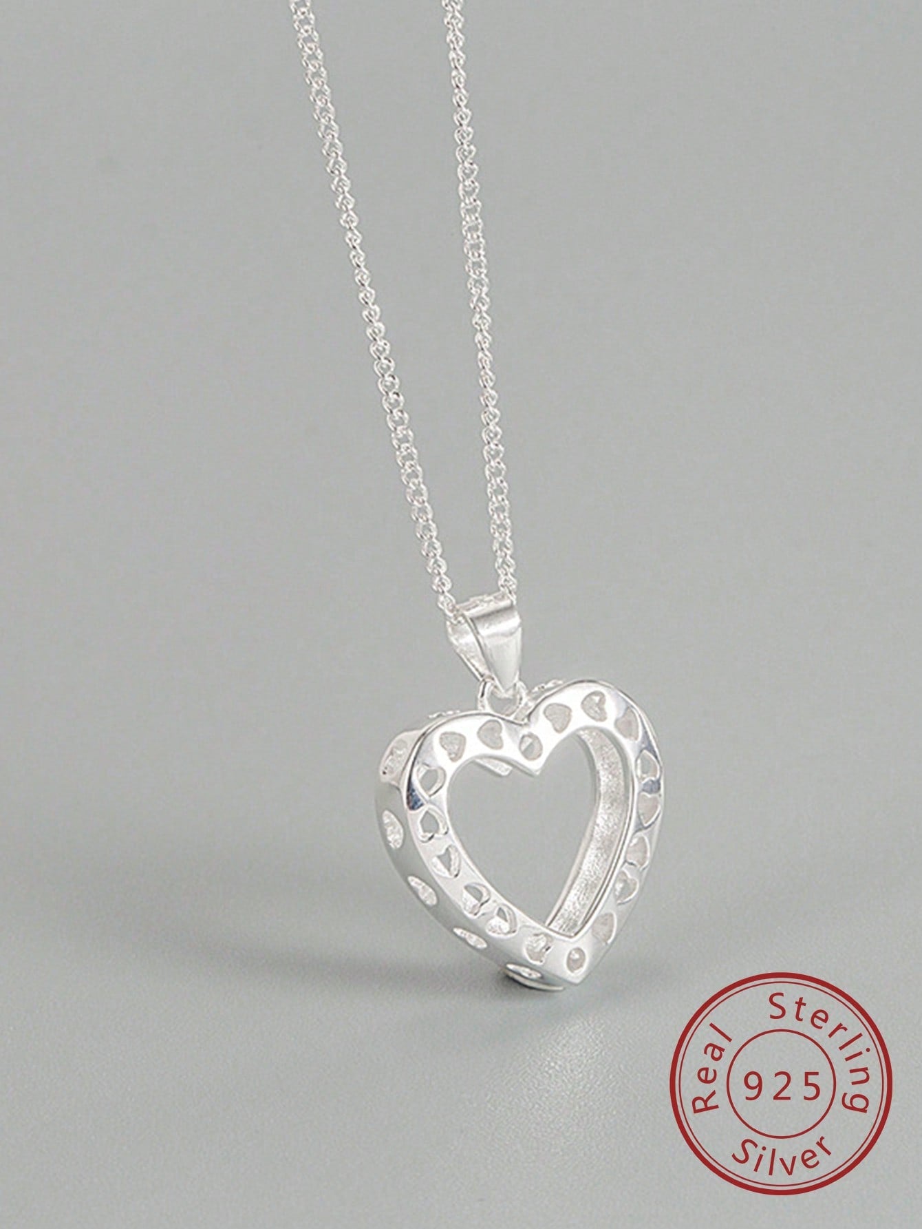 1pc Fashion Hollow Out Heart Pendant Silver Necklace For Women For Daily Decoration