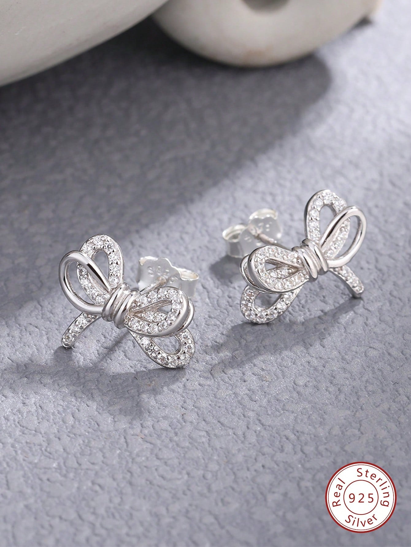 1pair Elegant Silver Cubic Zirconia Bow-Knot Stud Earrings Trendy Jewelry Dating Gift For Women For Girls