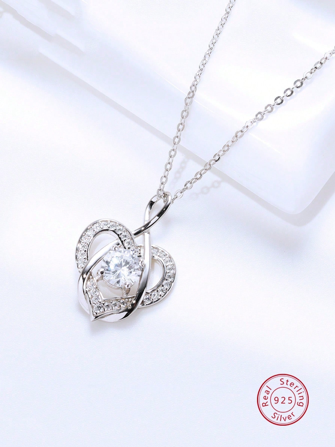 1pc Cubic Zirconia Heart Elegant Classic Silver Pendant Necklace For Women, European And American Style Wedding Gift Jewelry