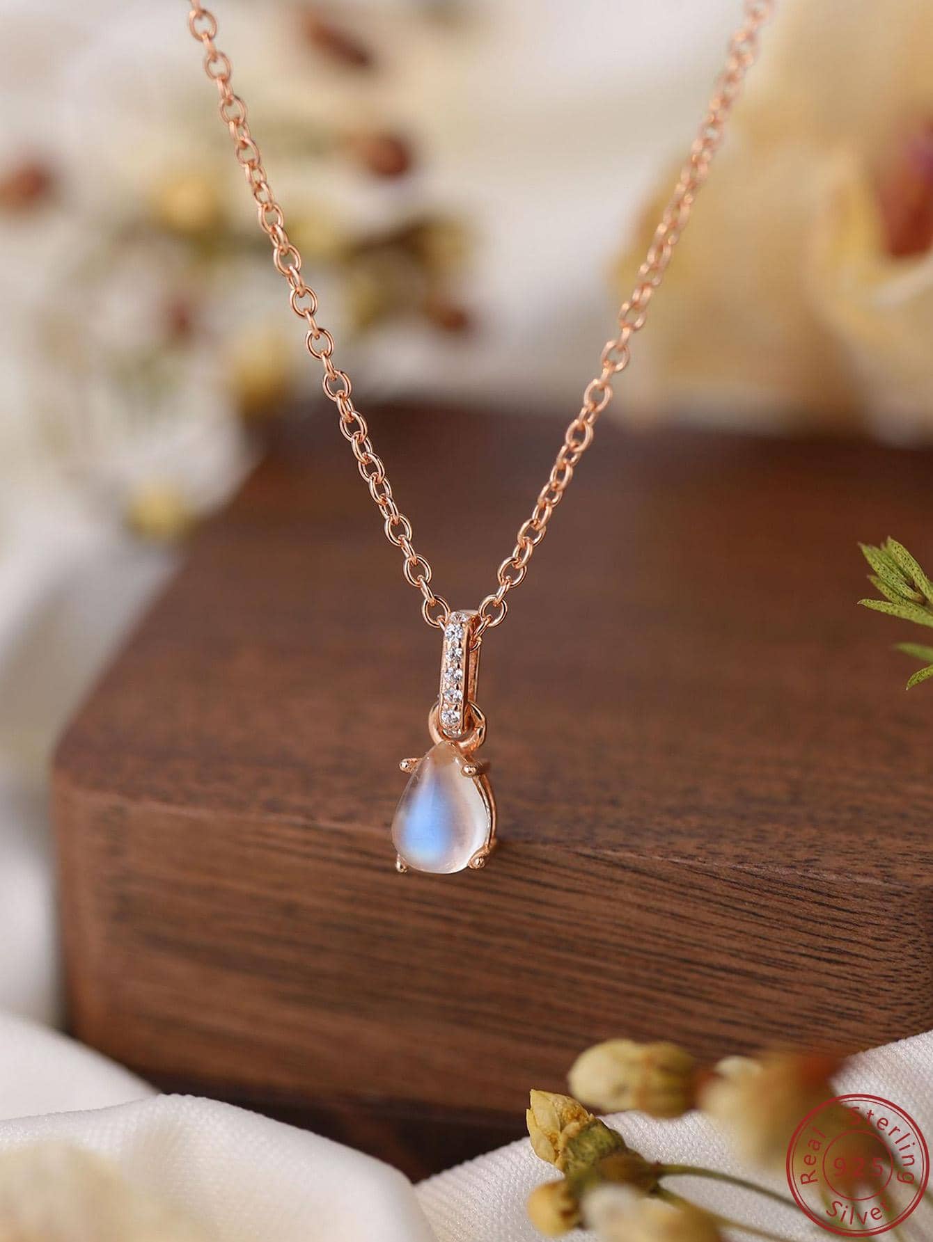 Vintage S925 Silver Moonstone Pendant European And American Style Fashionable Luxurious Elegant Jewelry-Rose Gold-1