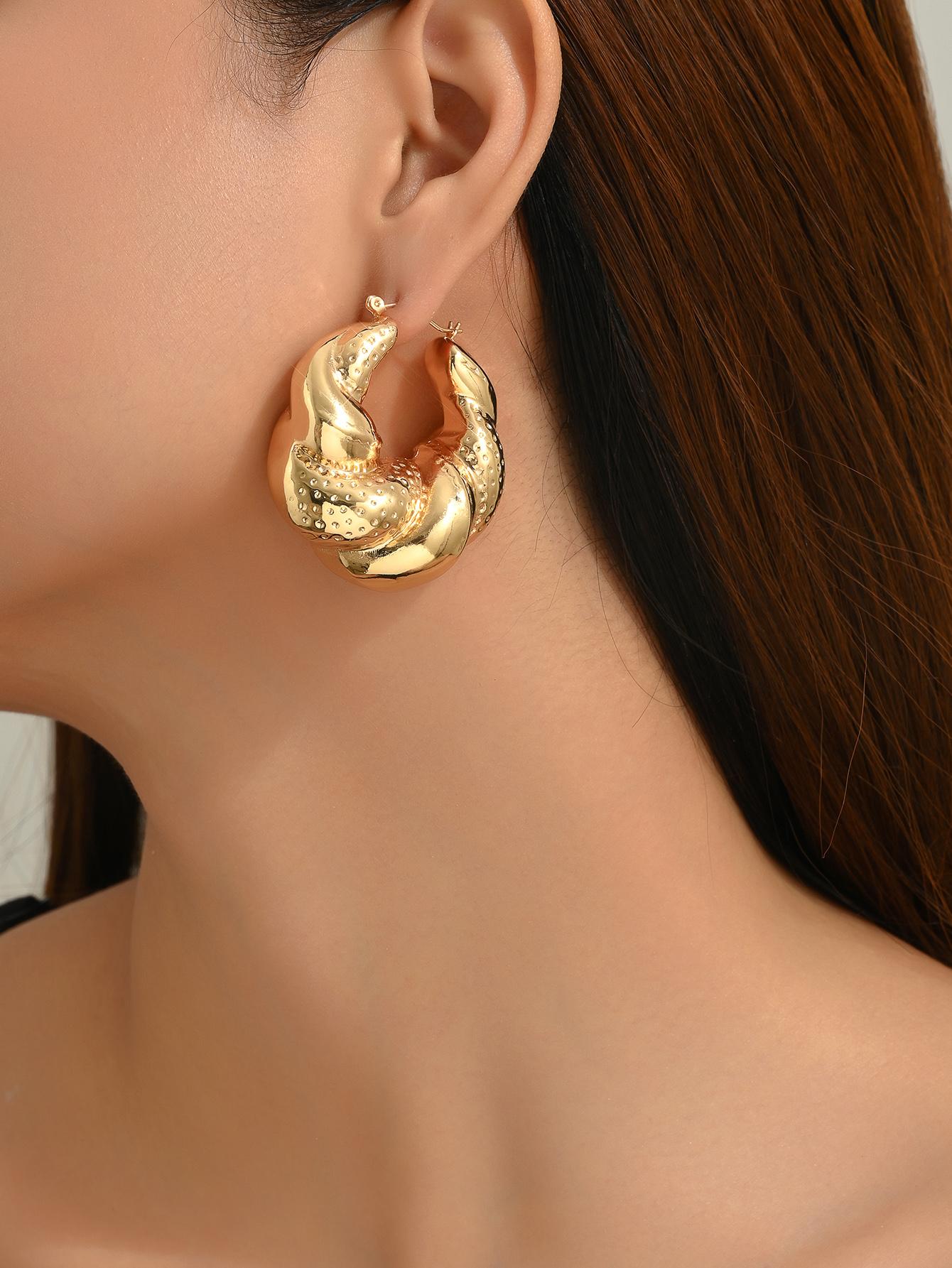 Twist Design Hoop Earrings-Yellow Gold-1