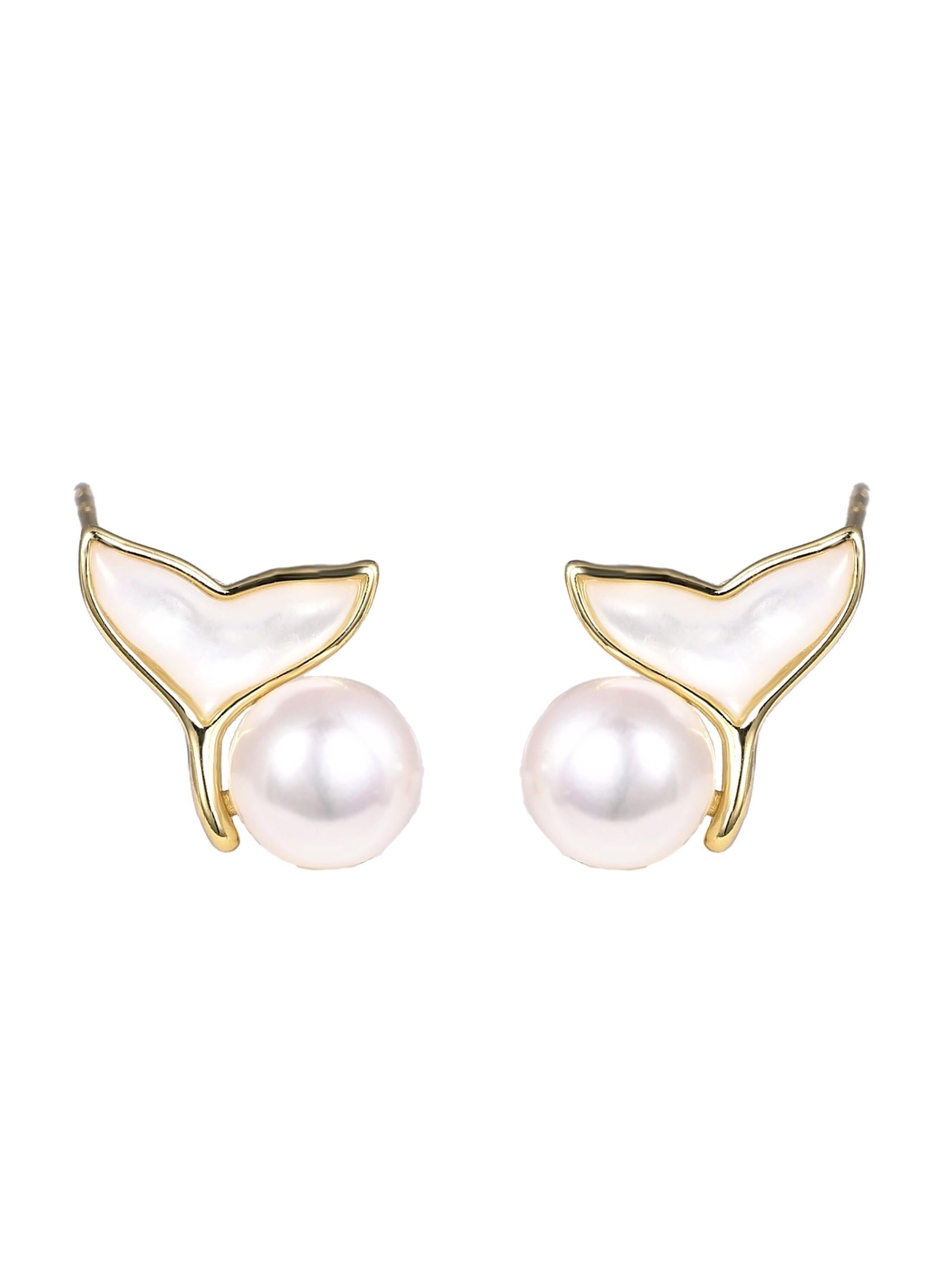 S925 Silver Fish Tail Shaped Cultured Pearl Stud Earrings