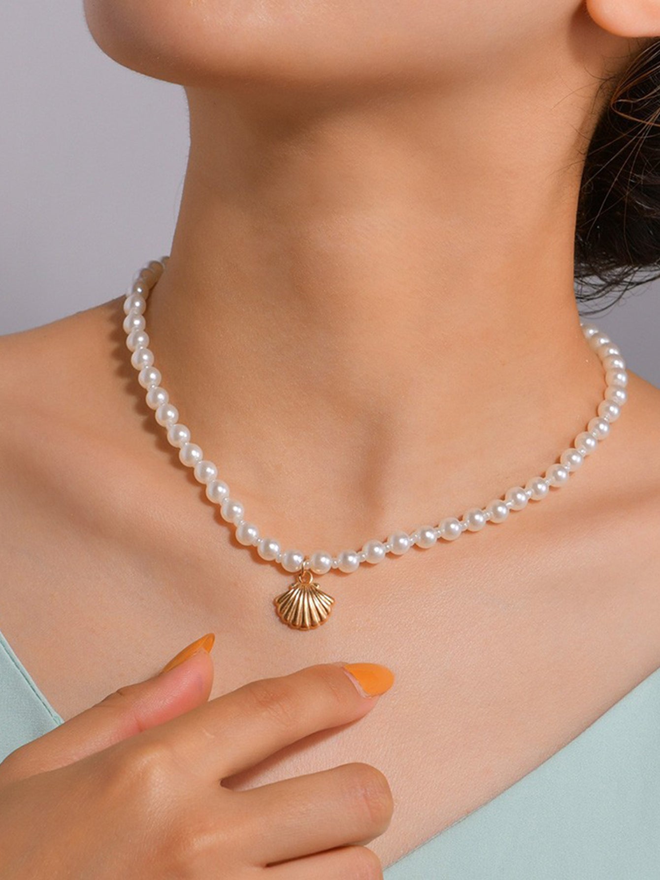 1pc European & American Fashionable & Retro Bohemian Style Baroque Faux Pearl & Shell Detail Elegant Women's Pendant Necklace