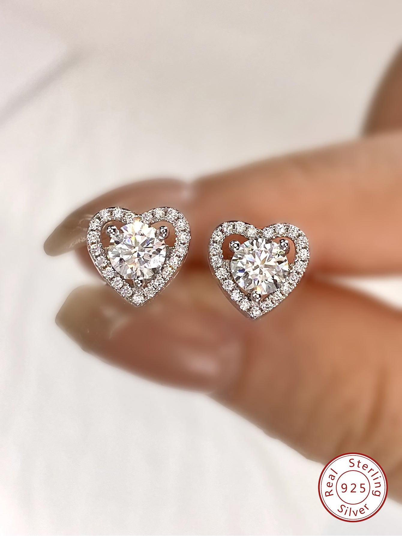 1 Pair of Romantic Laboratory-created Moissanite Unusual Heart Halo Stud Earrings for Women Anniversary Gift Glamorous Sterling Silver Wedding Engagement Earrings Luxury Jewelry