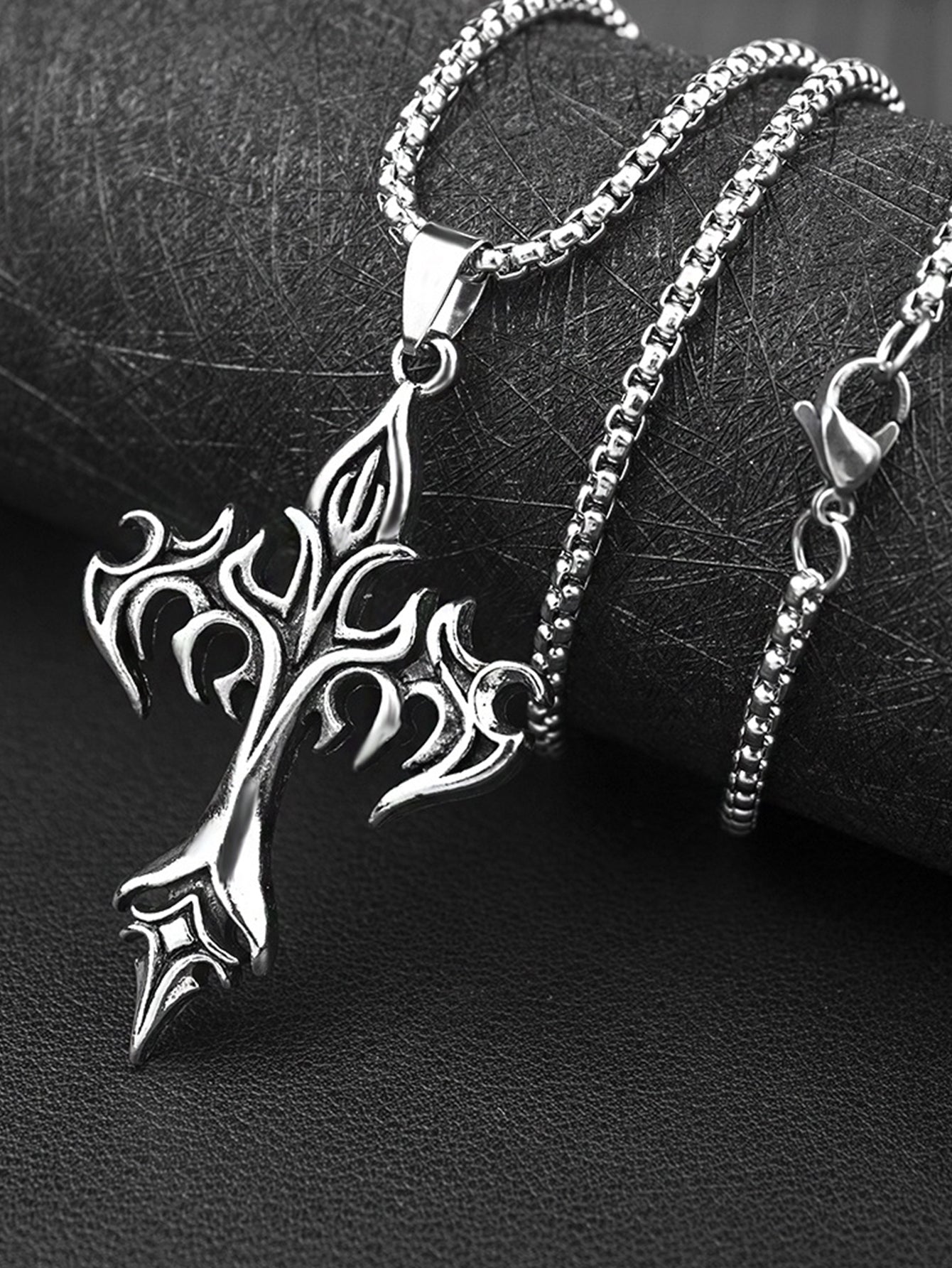 1pc Fashion Zinc Alloy Cross Pendant Necklace For Men For Decoration