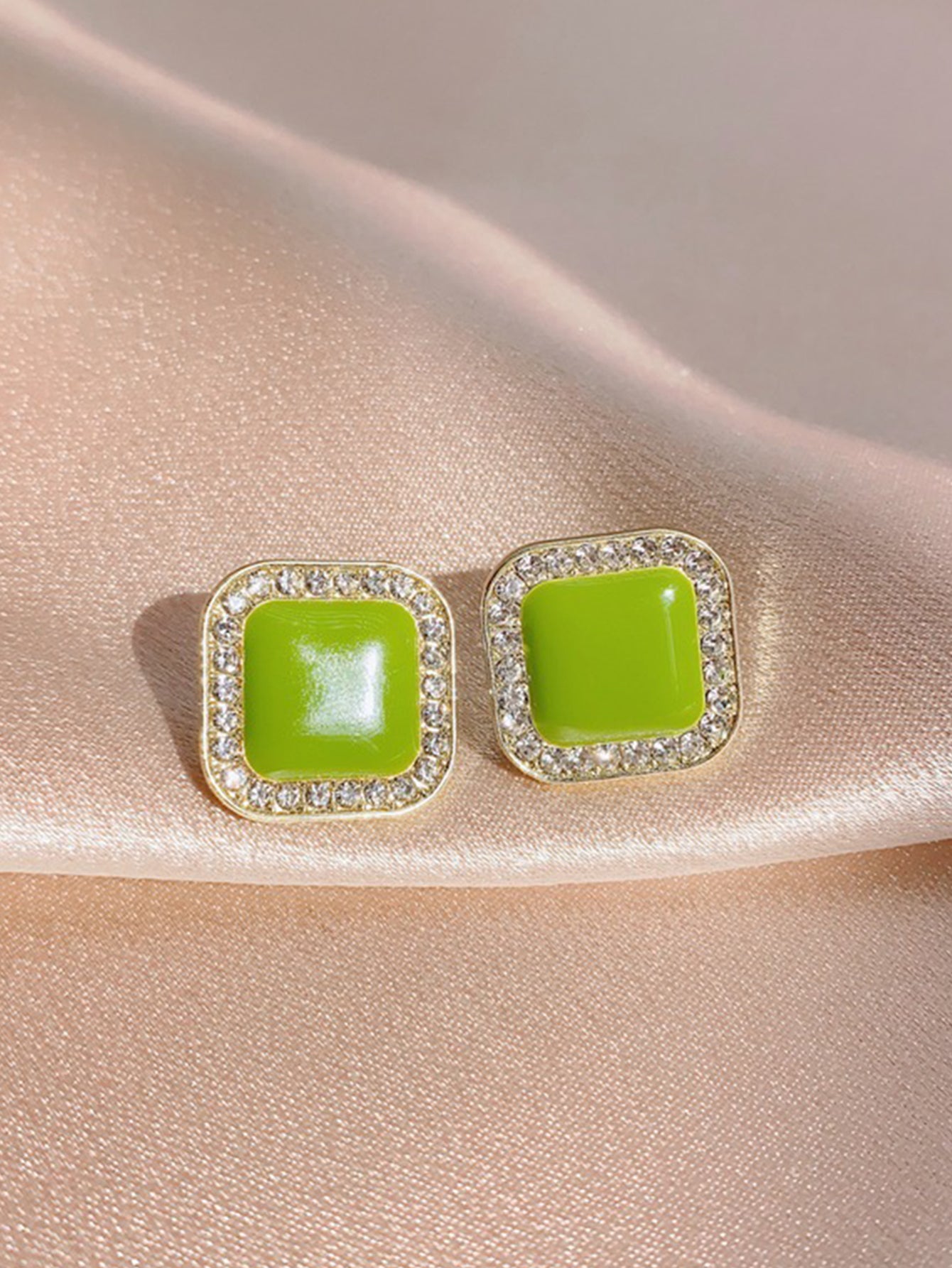 1pair Elegant Geometric Shape & Avocado Green Color Rhinestone Stud Earrings For Women, European American Trendy Style