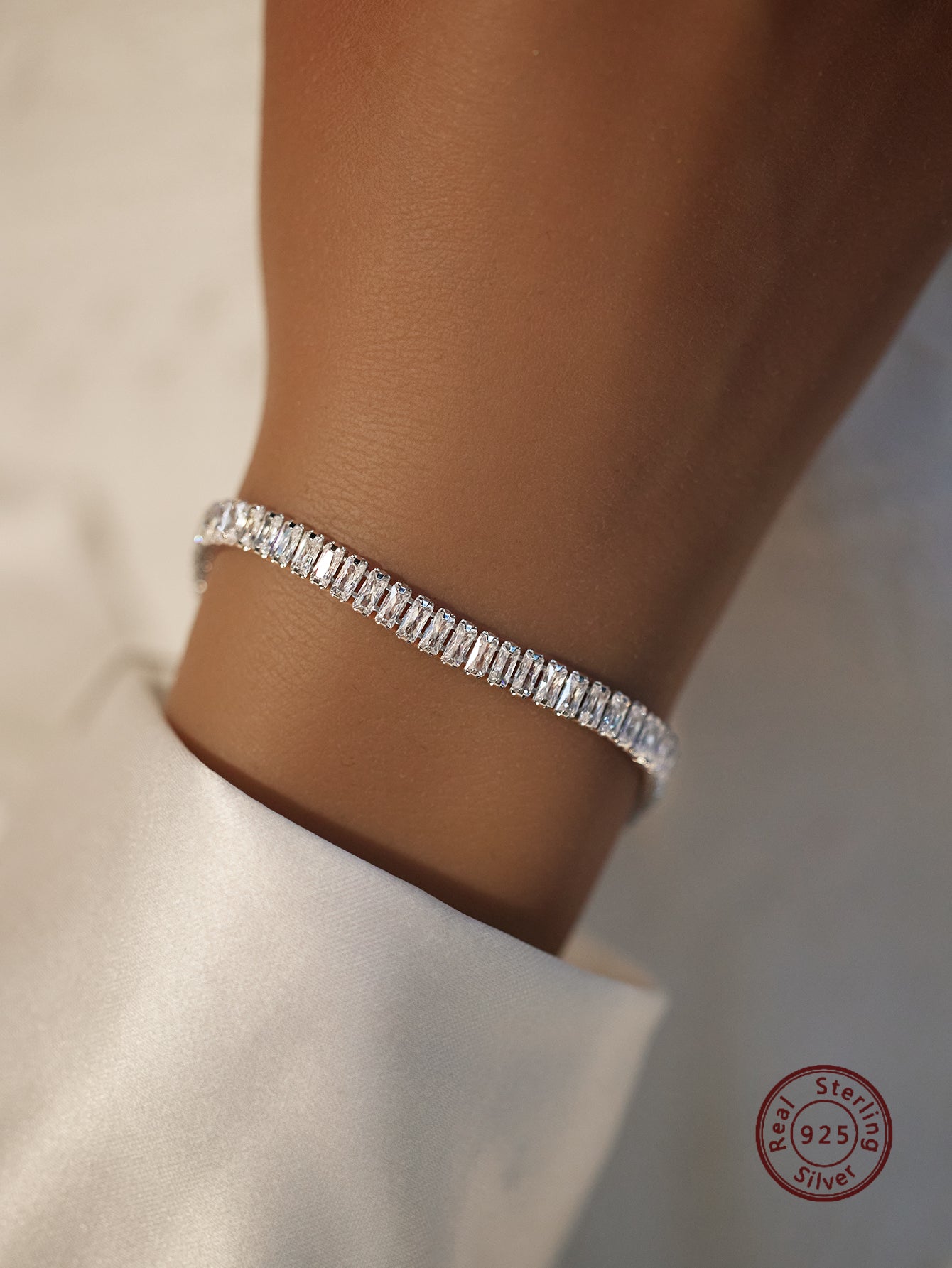 1pc 925 Silver White Cubic Zirconia Sliding Bead Adjustable Bracelet