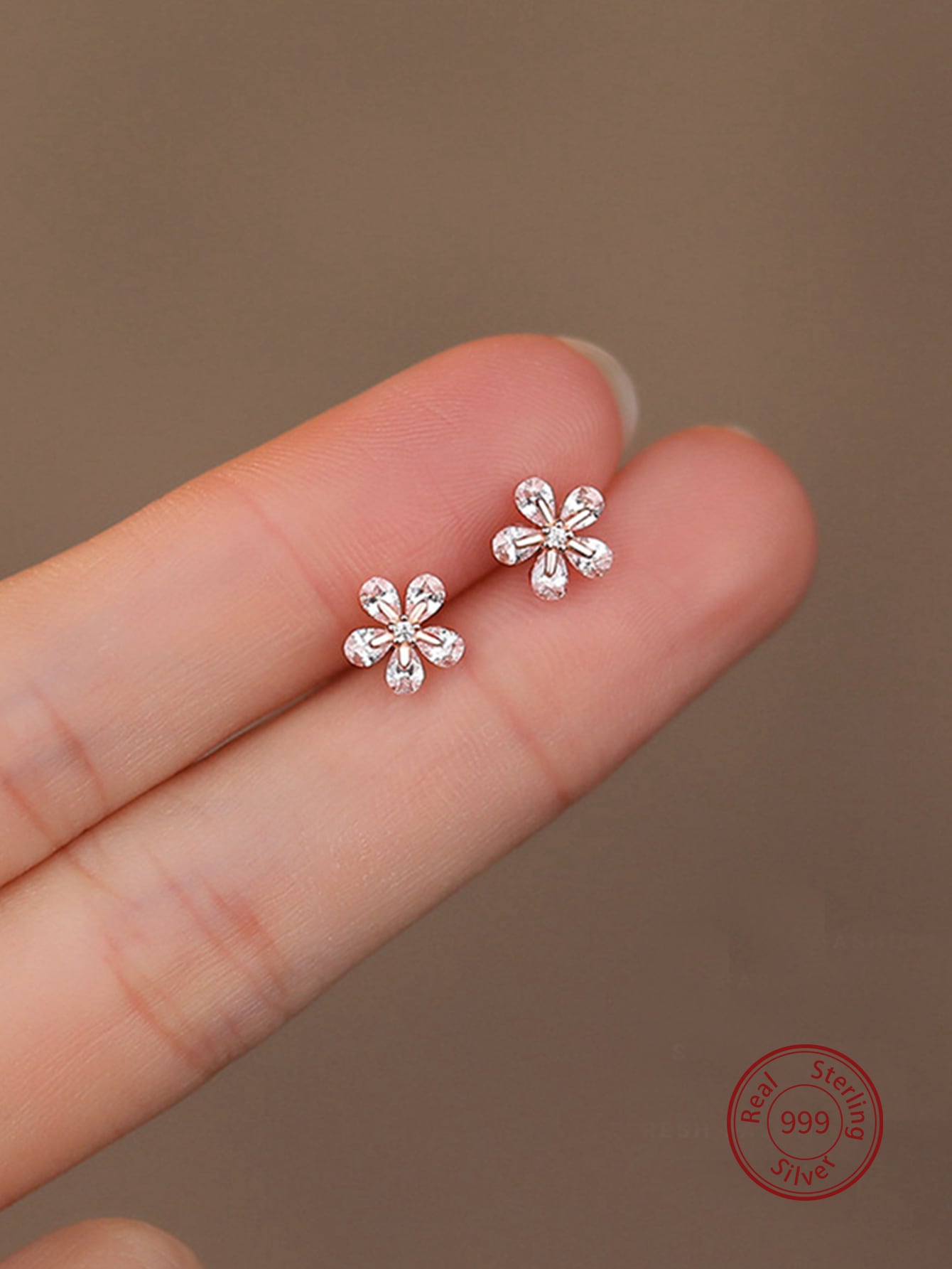 Fashionable S925 Silver Small Flower Cz Earrings For Women