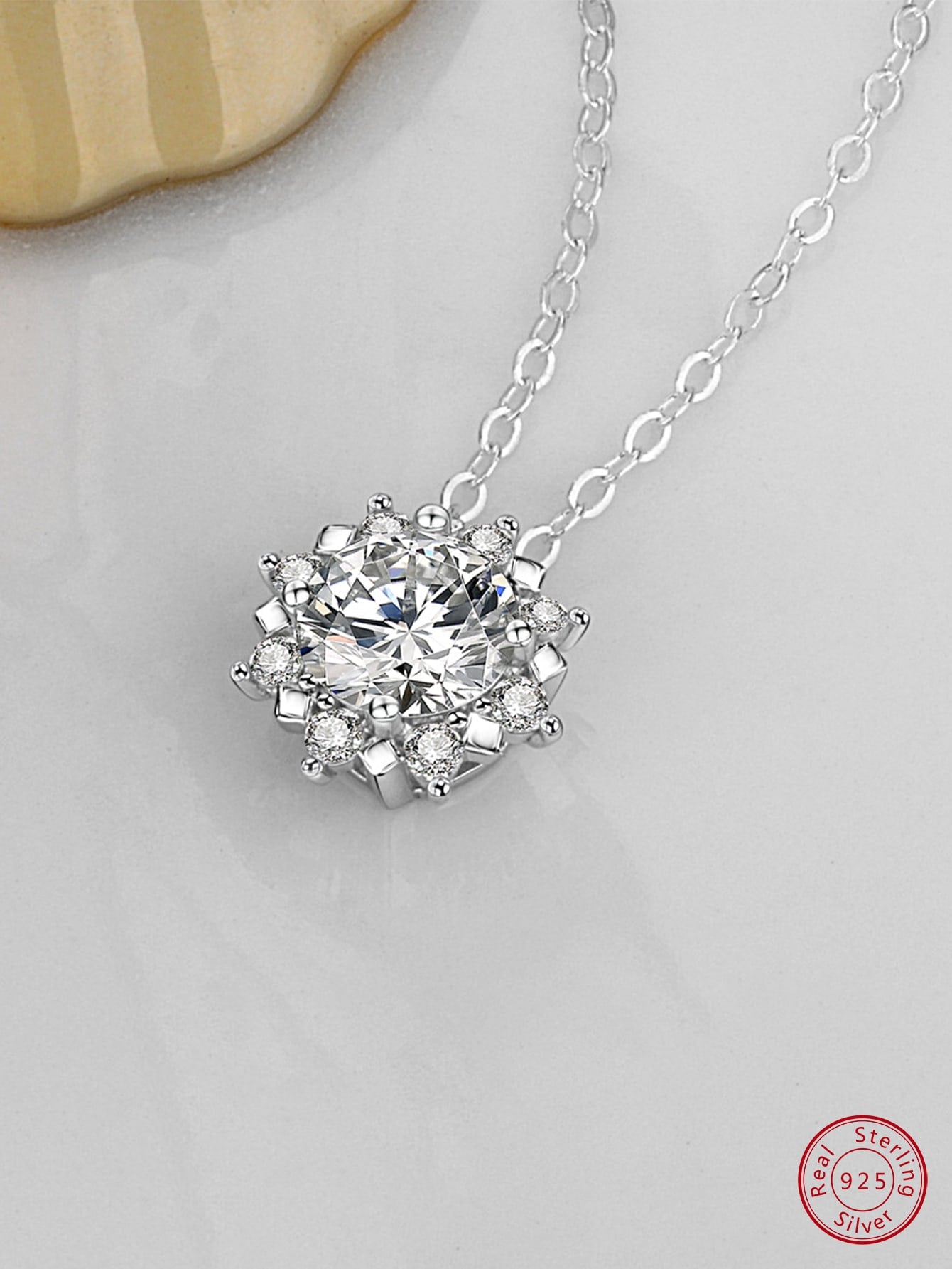 1pc Fashionable S925 Silver Retro Palace Style Sunflower Stamens Pendant Necklace For Summer