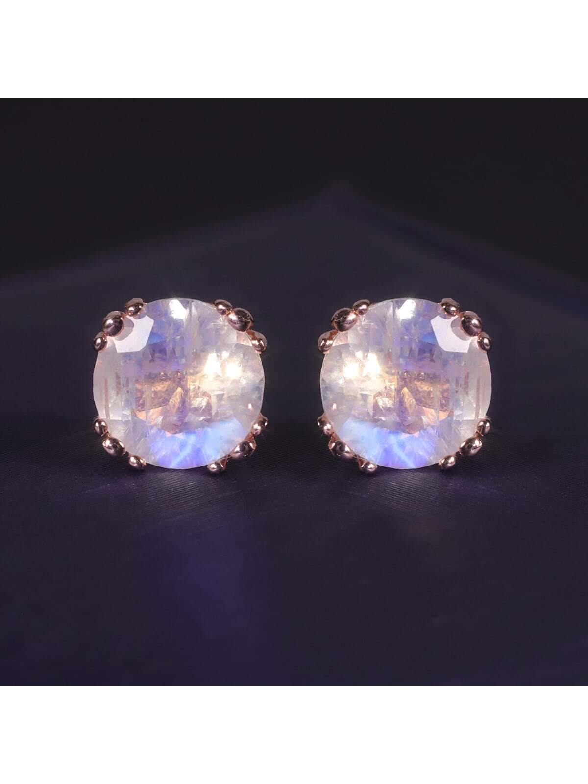 1pair 6mm Round Cut Natural Cream Blue Moonstone Minimalist Stud Earrings