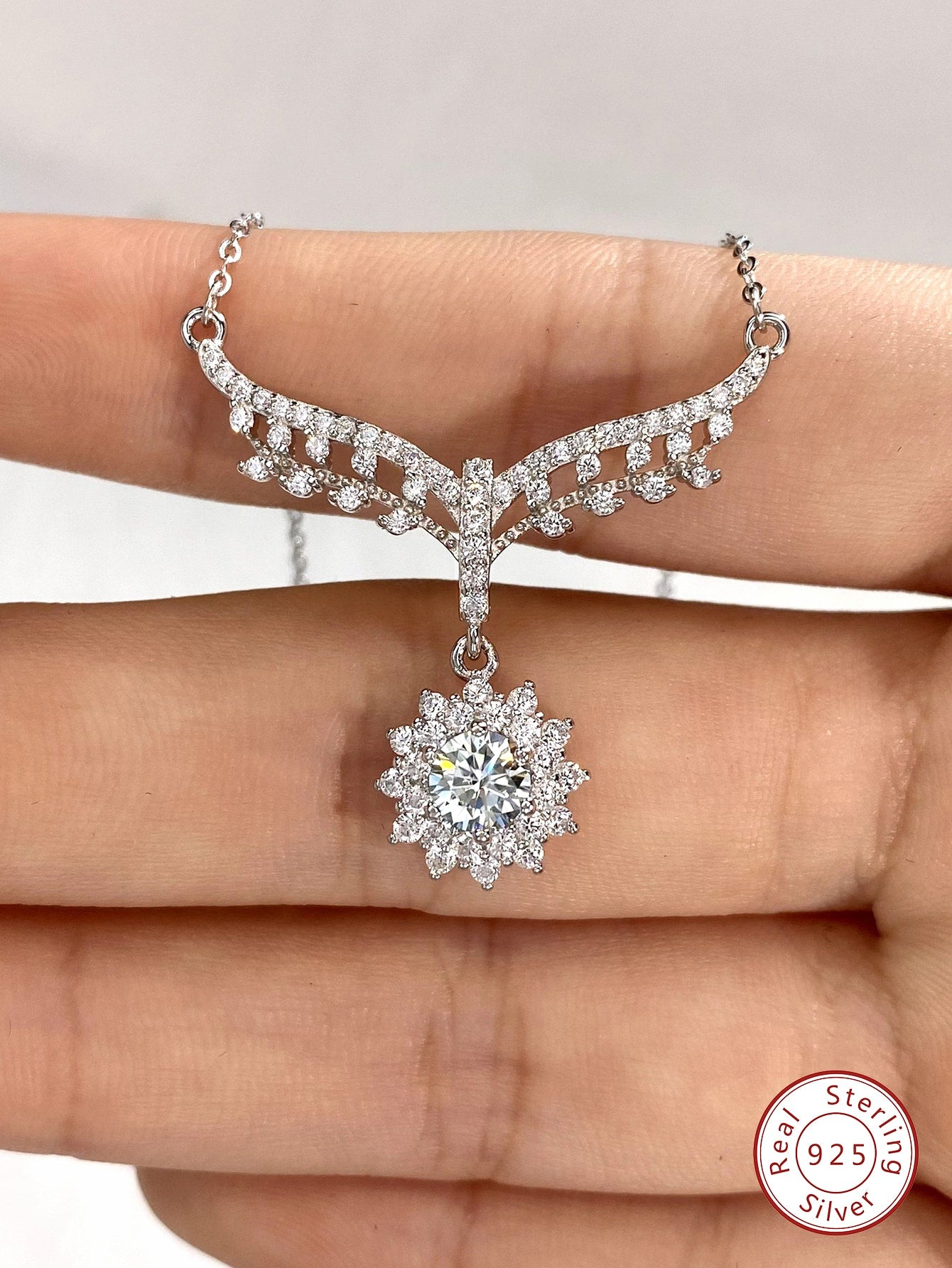 1 Pair of Glamorous Luxury Laboratory-created Moissanite Flower Pendant Necklace for Women Sterling Silver Engagement Wedding Trend Fine Jewelry Anniversary Gift