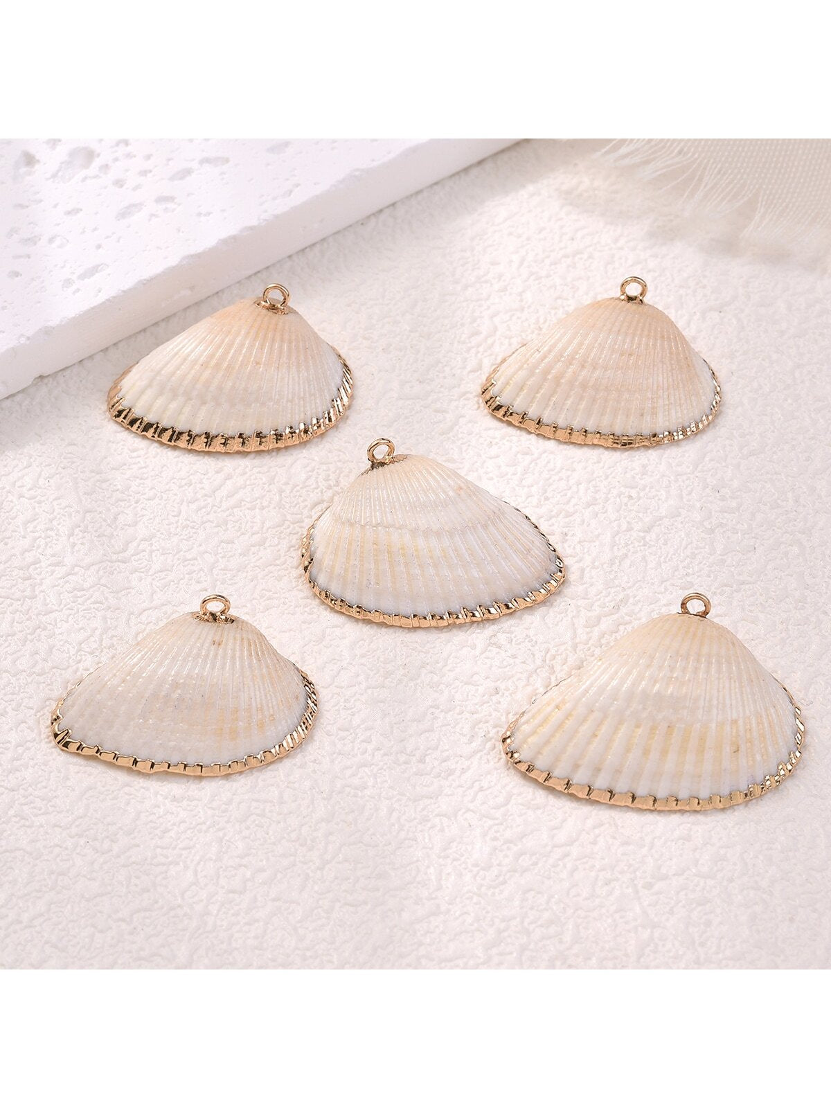 5pcs Simple & Personalized Natural White Seashell Pendant For Diy Bracelet, Necklace And Earrings-White-1