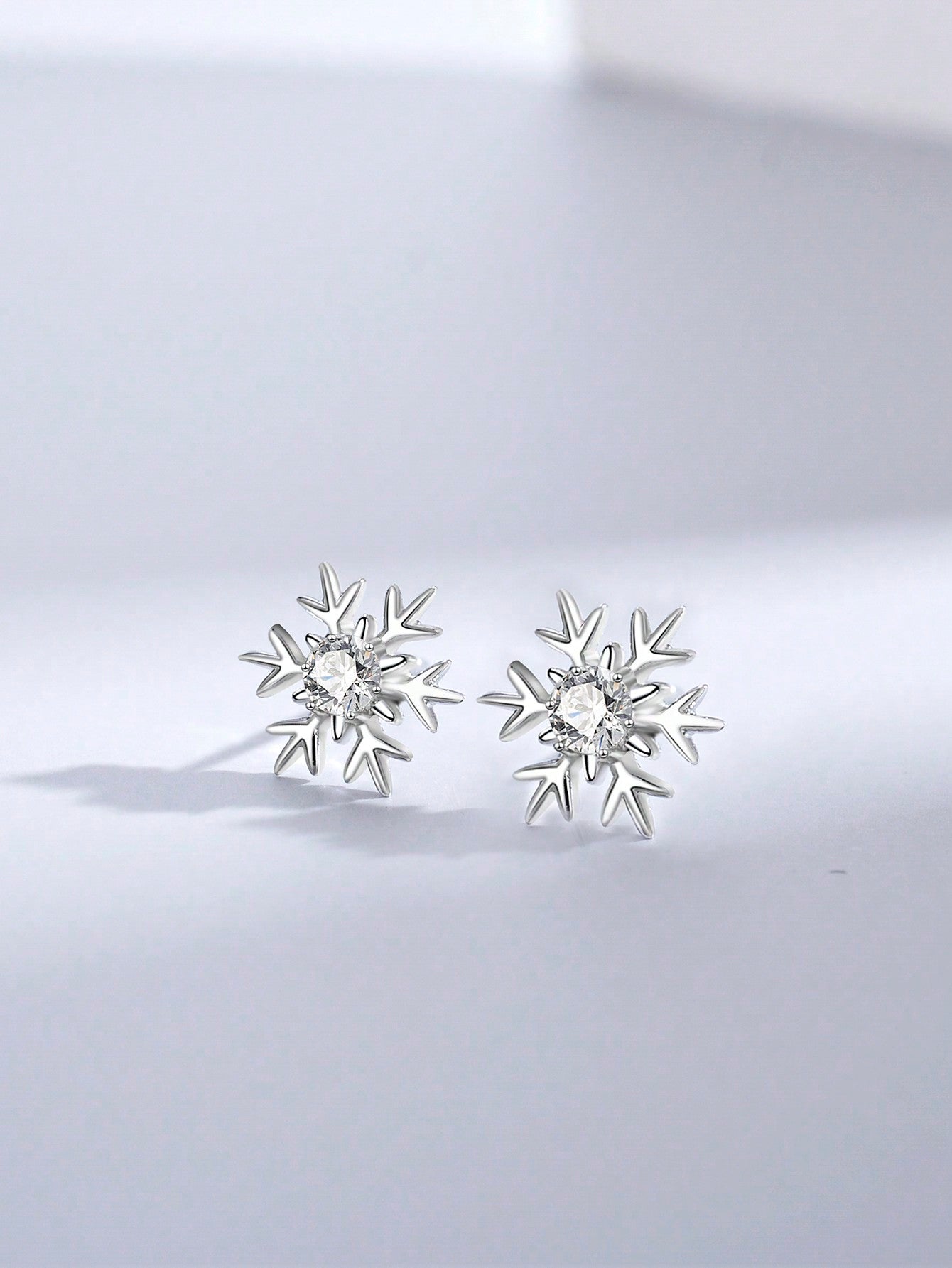 925 Silver Snowflake Stud Earrings For Women, Minimalist & Unique Design, Gift Idea For Girlfriend With Ins Style--1