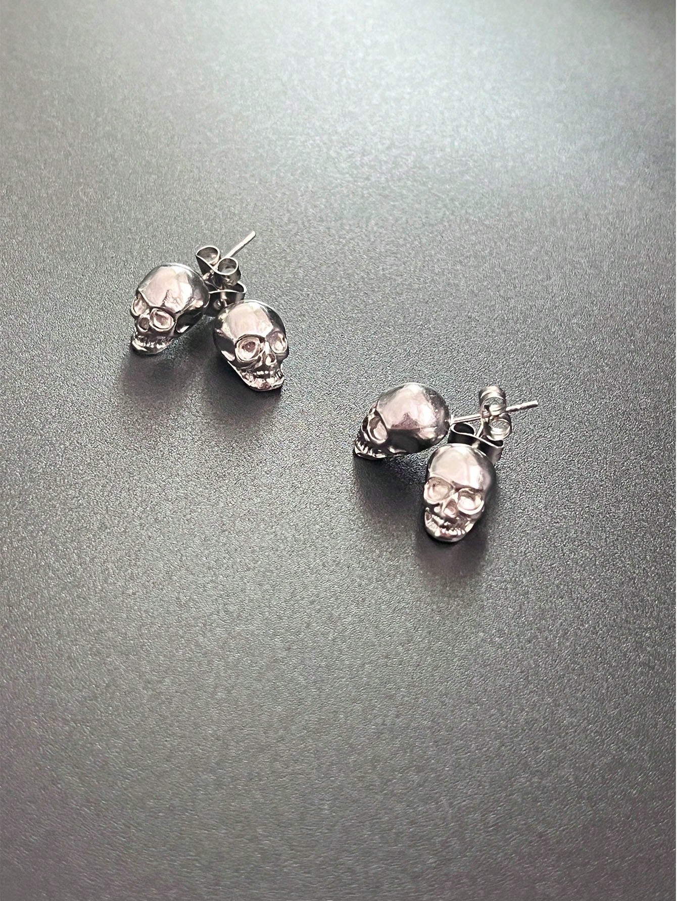 Steel Color Skull Head Stud Earrings--1