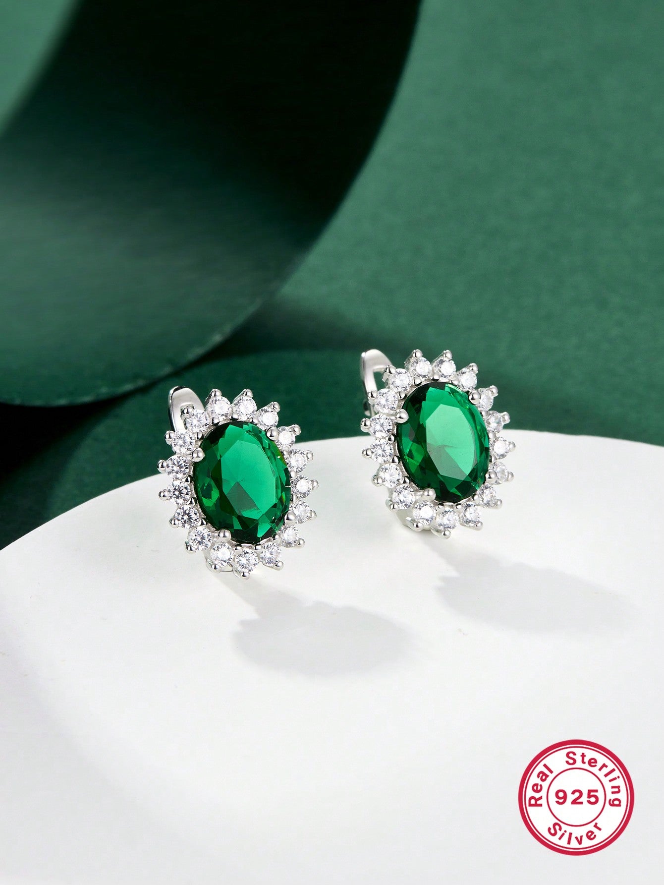 A pair of S925 sterling silver retro chic elegant high touch emerald earrings-Multicolor-1