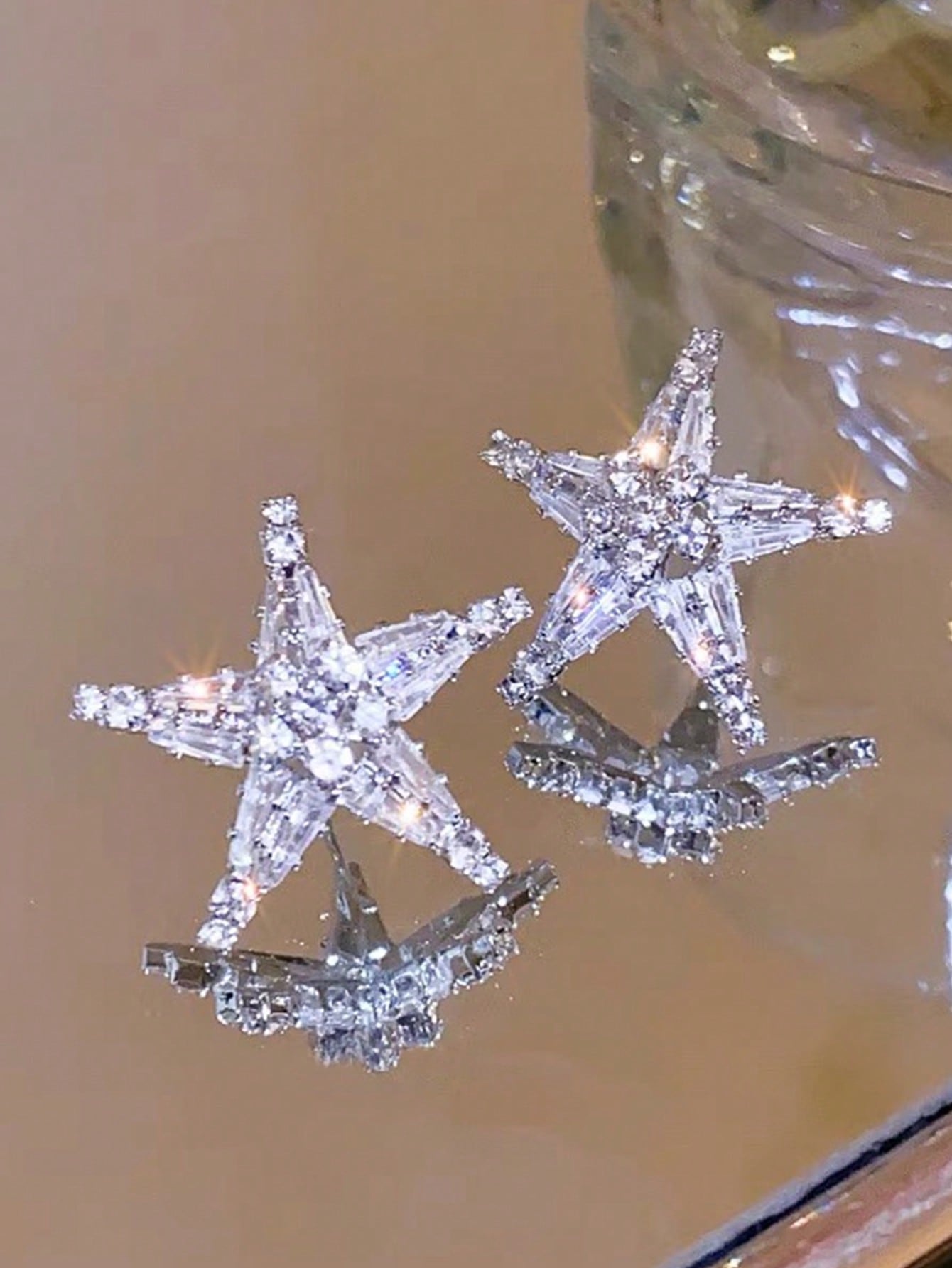 1pair Fashionable And Elegant Copper Plating Zirconia Inlaid Five-pointed Star Earrings For Women-Silver-1