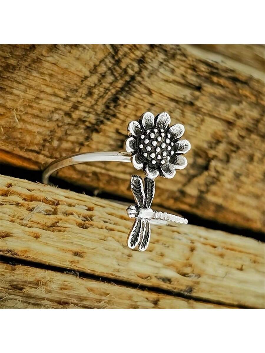 Vintage Daisies, Sunflowers, Dragonflies & Insects Design Lady's Fashionable & Charming Ring Jewelry Gift-Antique Silver-1