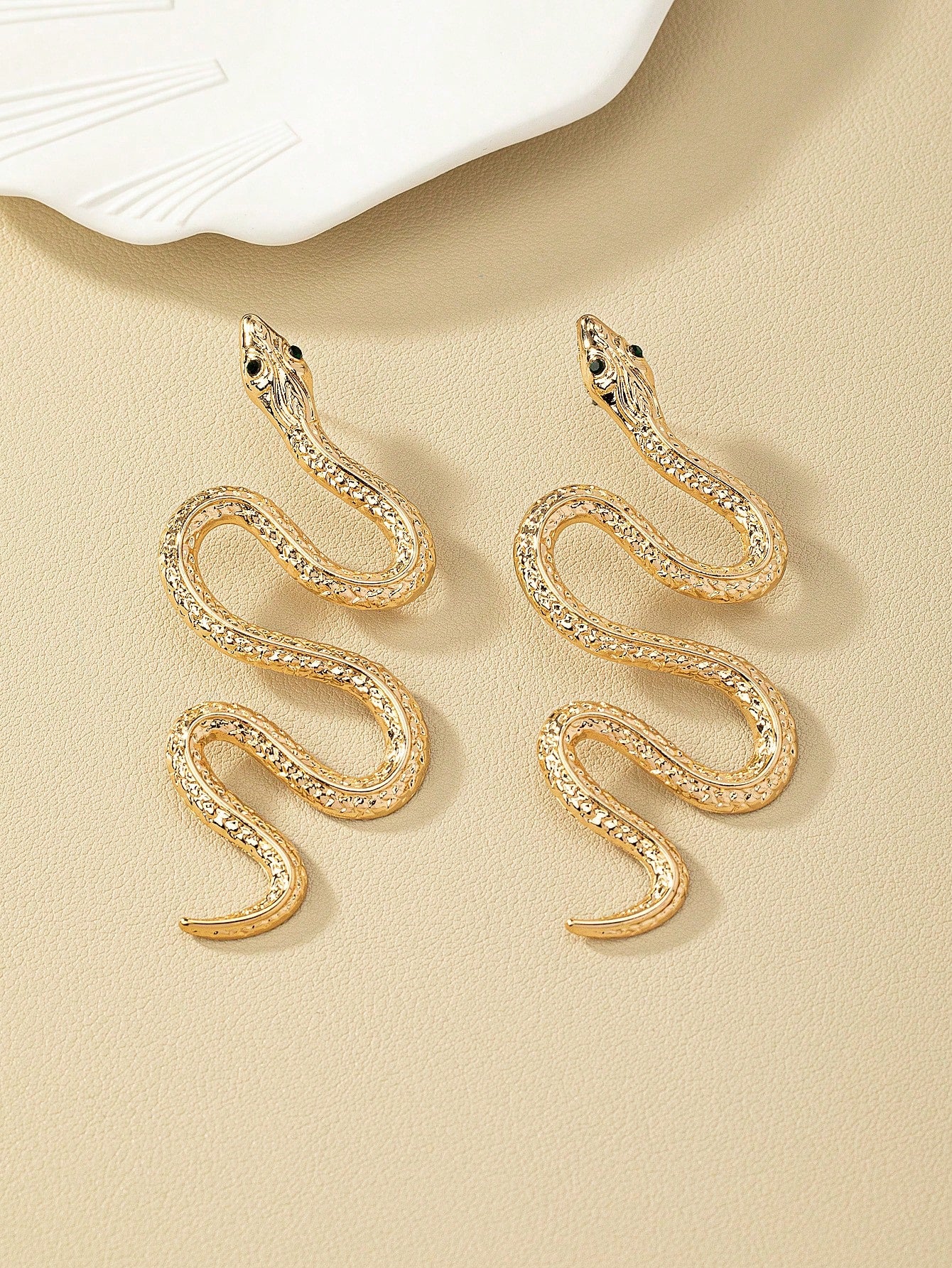 1pair Fashionable Personalized Exaggerated Snake Shaped Stud Earrings-Yellow Gold-1