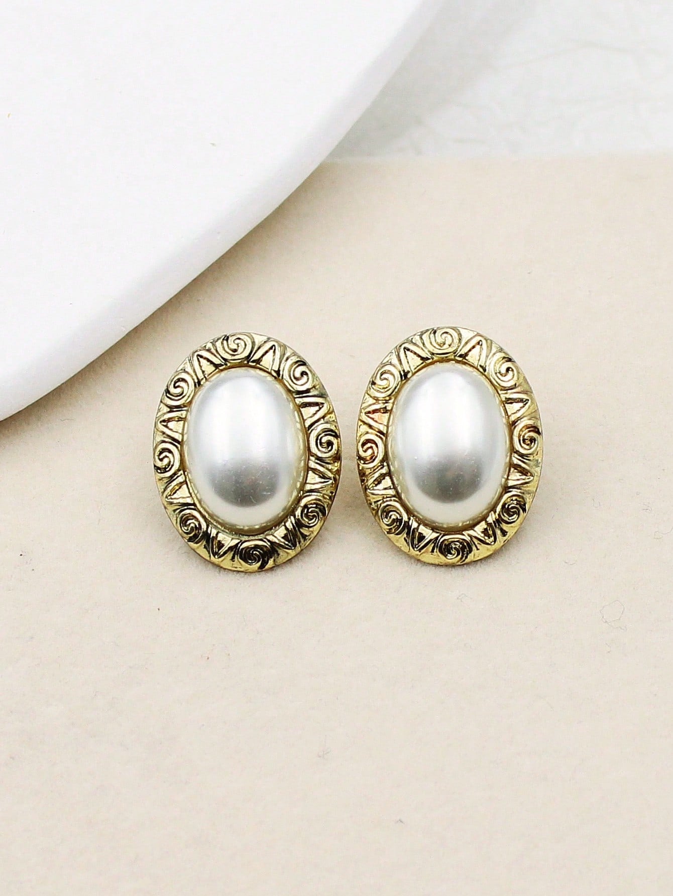 Vintage Palace Style Pearl Stud Earrings, Pre-owned-Beige-1