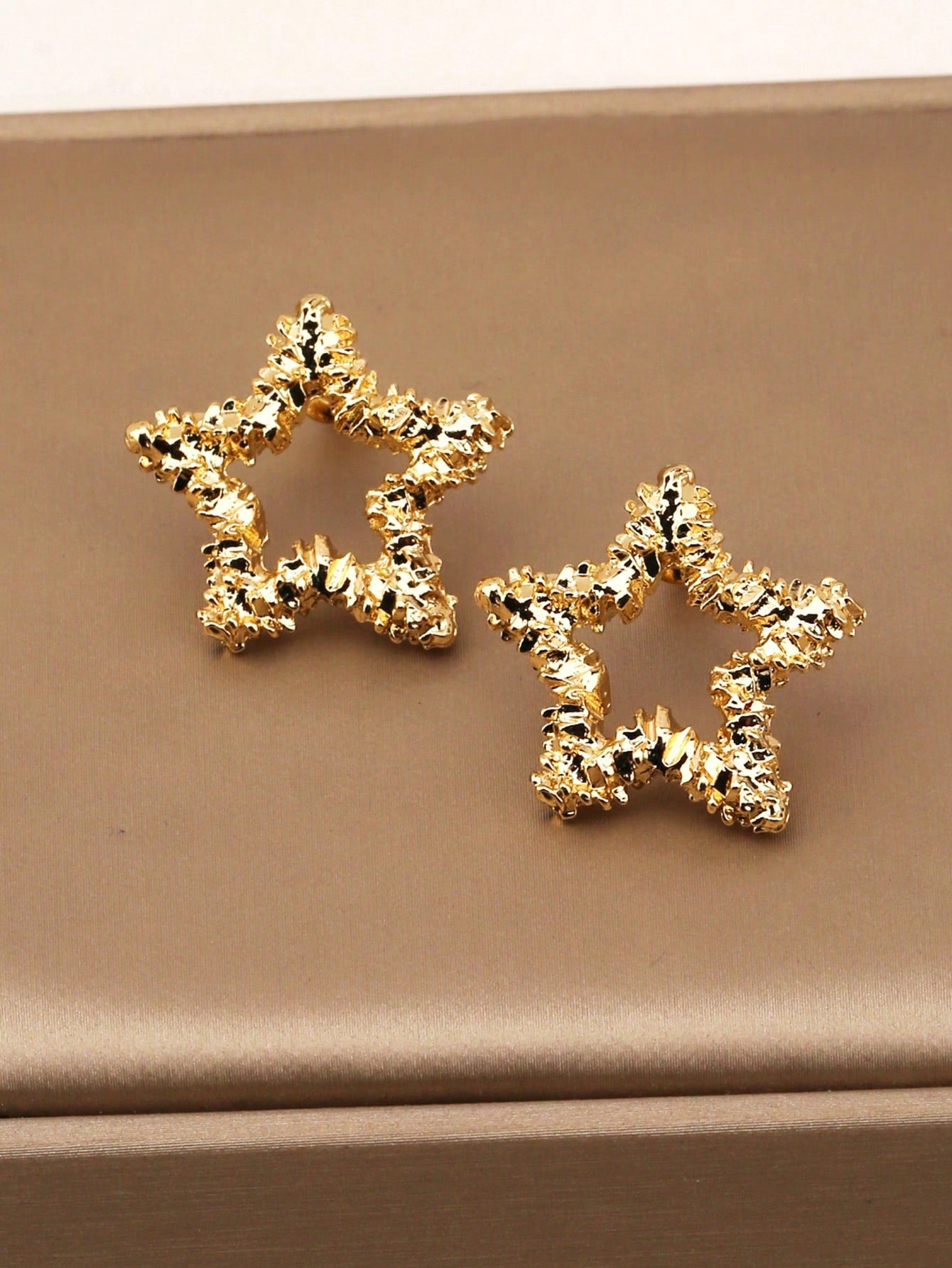 1pc Fashionable Five-pointed Star Shaped Stud Earring--1