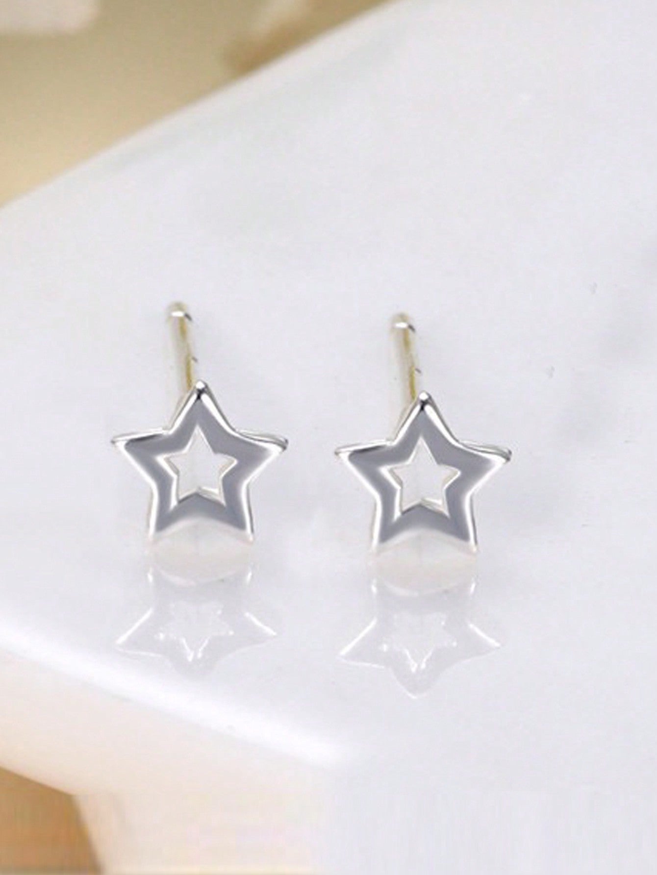 1pair Silver Star Shaped Delicate Small Stud Earrings For Women, Versatile & Elegant & Sweet, Lightweight & Luxurious, Suitable For Everyday Wear-Silver-1