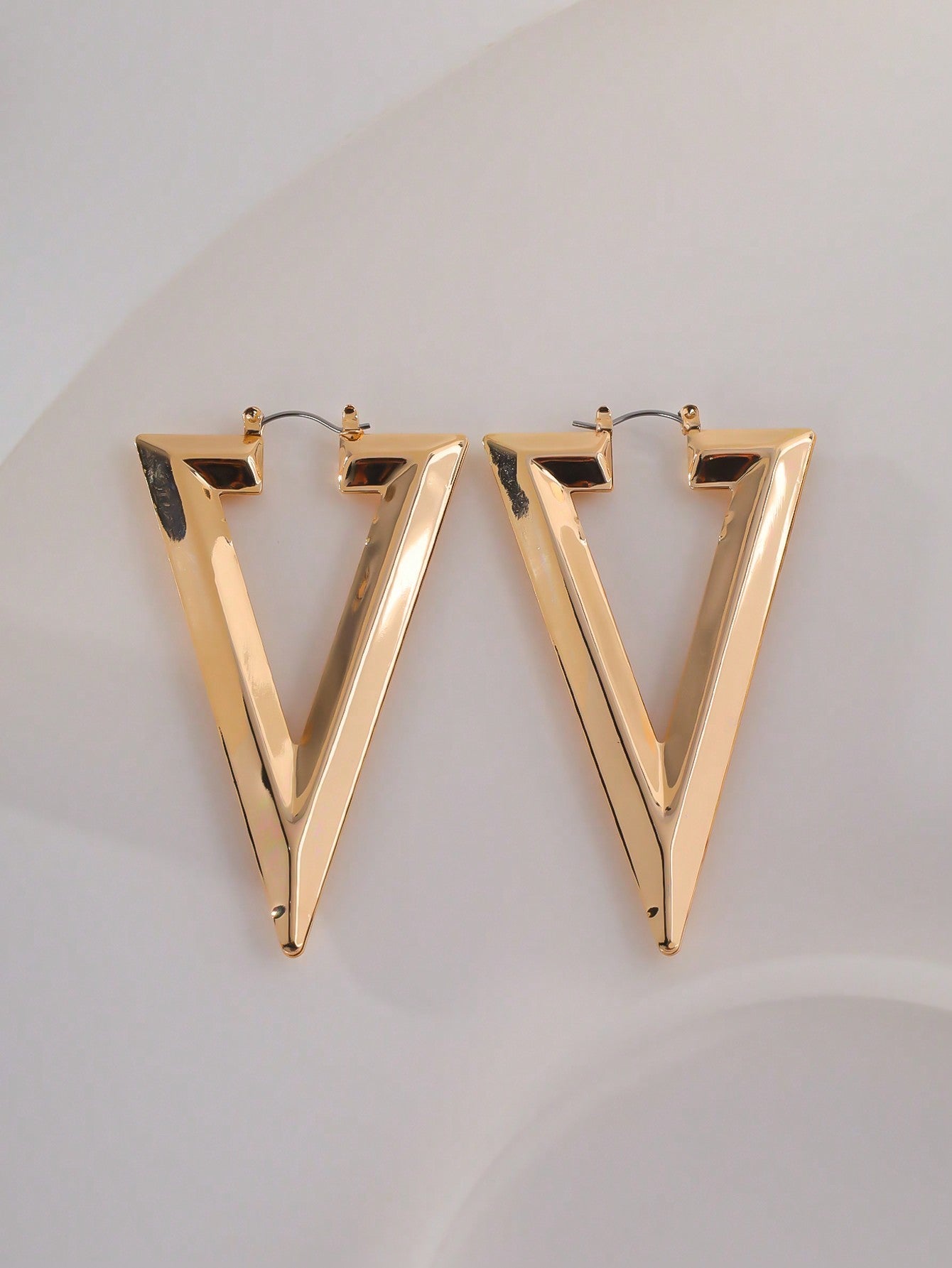 1pair Vintage Exaggerated 3d Triangle Shaped Earrings, European And American Ins Style Women's Ear Jewelry--1