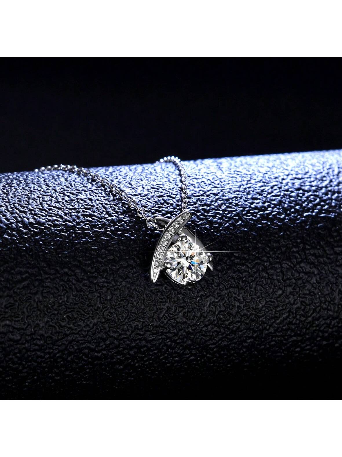 Luxury High-End 1ct/6.5mm 2ct/8mm 3ct/11mm Solitaire Moissanite Pendant Necklace For Women, D Color Vvs1 Clarity, White Gold Plated, Anniversary, Wedding, Birthday Gift With Gift Box--1