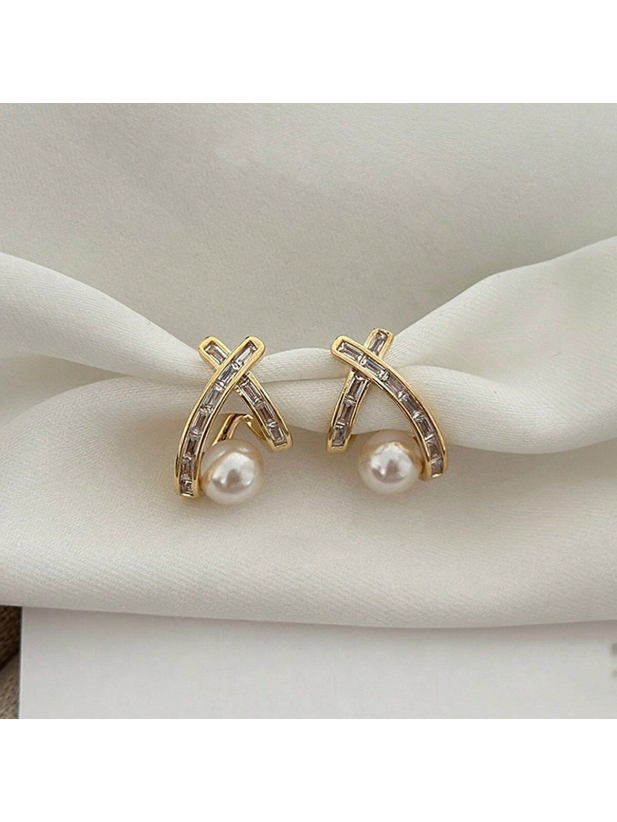 French Style Luxury Cross Design Pearl & Zirconia Earrings For Women, Fashionable And Versatile Accessories-Gold-1