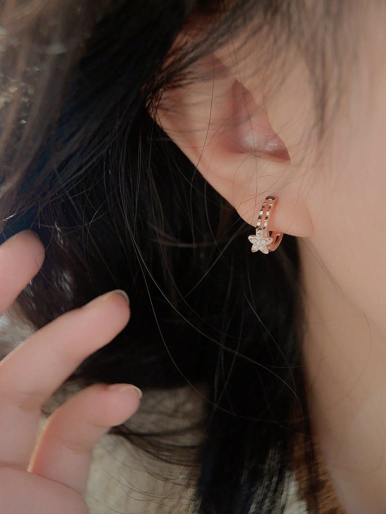 A Piece Of 925 Sterling Silver Rose Gold Plated Flower Earrings Inlaid With White Winter Plum Blossom Small And Cute Girl-Rose Gold-1