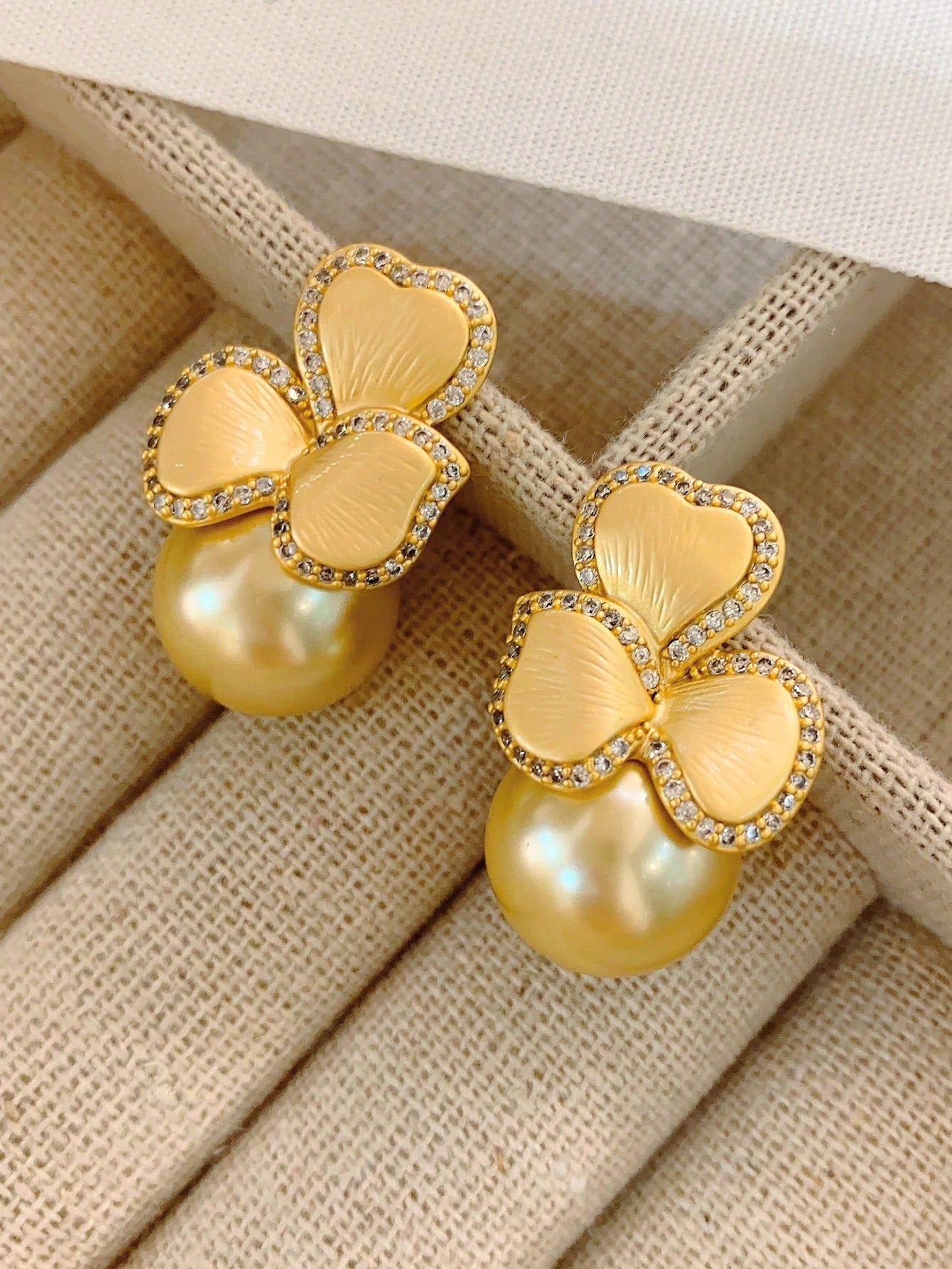 Micro-Inlaid & Pearl Floral Stud Earrings Ear Pin Silver-Color Retro Elegant Trendy Jewelry, 2023 New Arrival-Gold-1