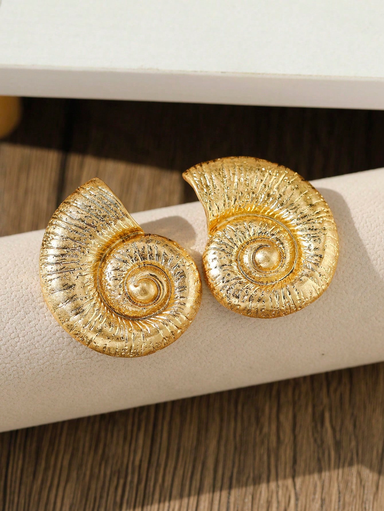 2pcs/Set European And American Style Versatile Premium Alloy Sea Shell Vintage Elegant Personalized Earrings Suitable For Daily Wear For Women--1