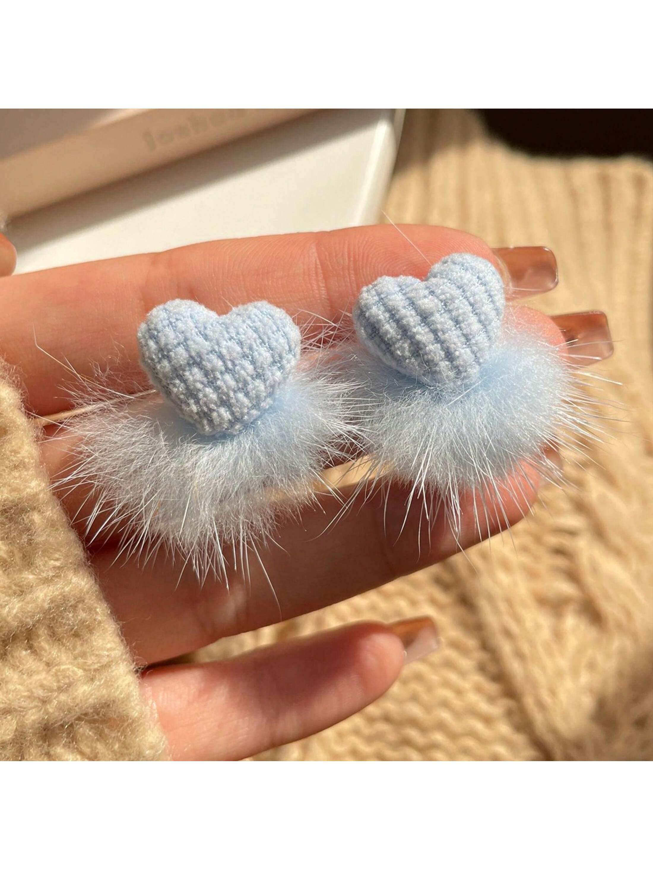 Winter Atmosphere Pom Pom Earrings For Young Lady, Multicolor Heart Shaped Pom Pom Dangle Earring, Sweet Girls' Silver Needle Basic Earring-Blue-1