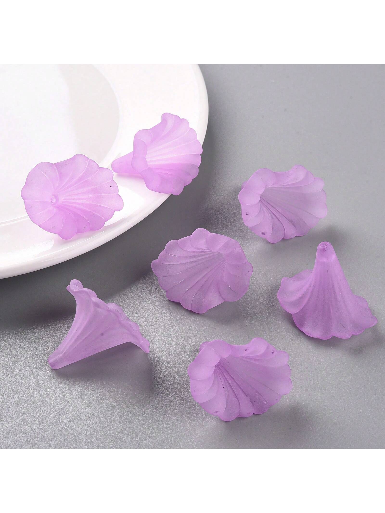 10Pcs Acrylic Flower Beads, Large Transparent Frosted Calla Lily Acrylic Flower Beads Loose Spacer Floral Bead Caps For DIY Craft Necklaces Bracelets Jewelry Making (41x35mm)--1