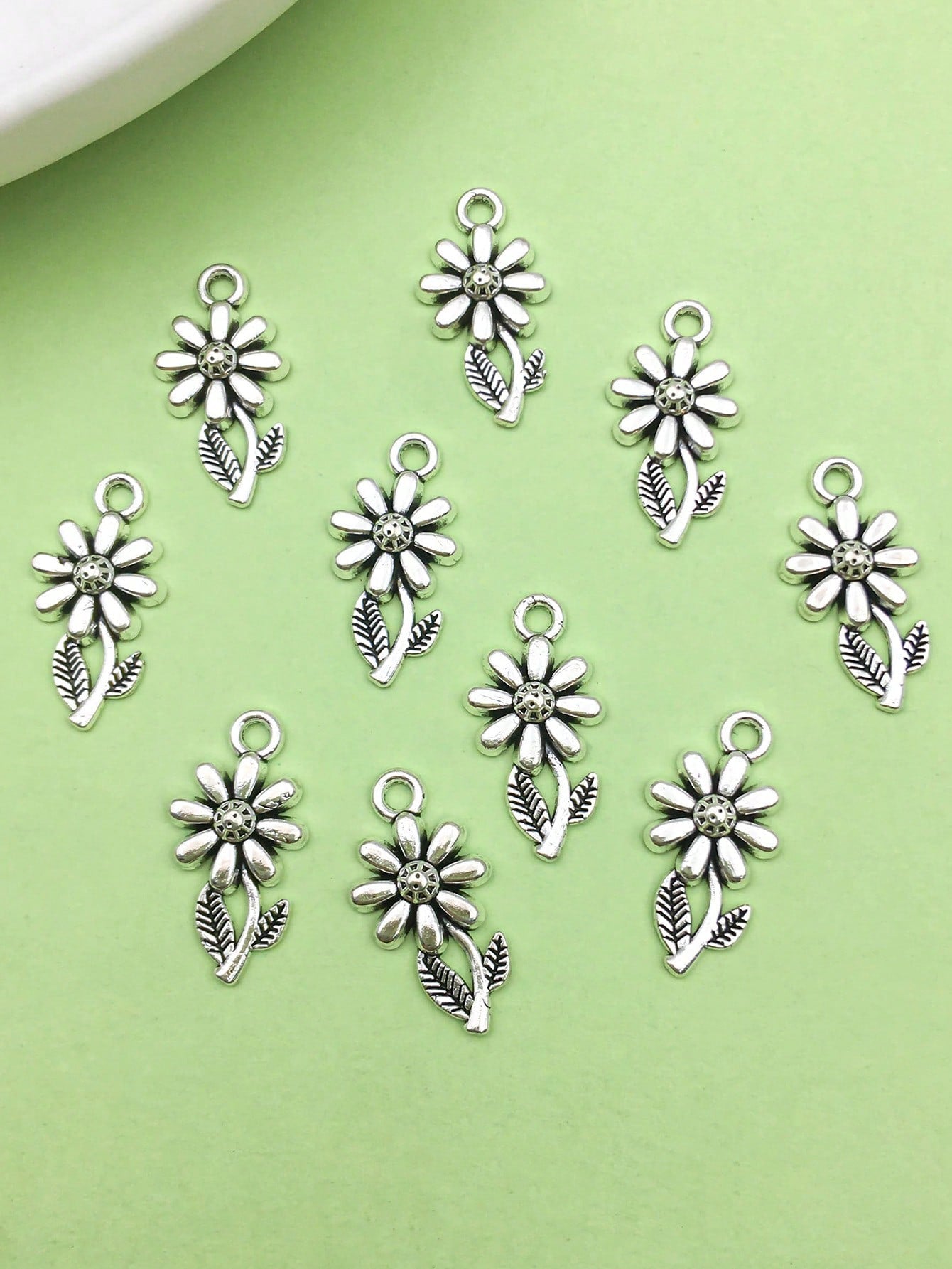 20pcs Antique Silver Alloy Flower Charm DIY Pendant For Bracelet Jewelry Craft Making Accessories Jewelry Supplies-Silver-1