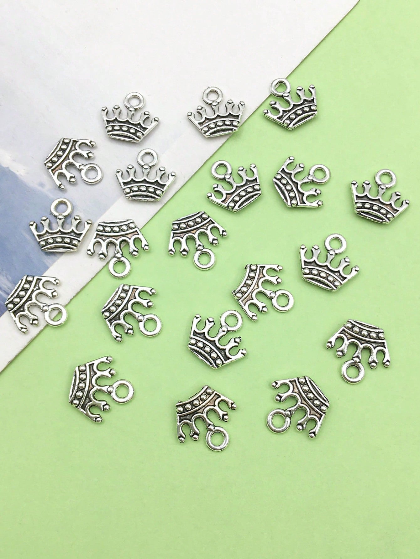 20pcs Antique Silver Alloy Crown Charm DIY Pendant For Bracelet Jewelry Craft Making Accessories Jewelry Supplies-Silver-1