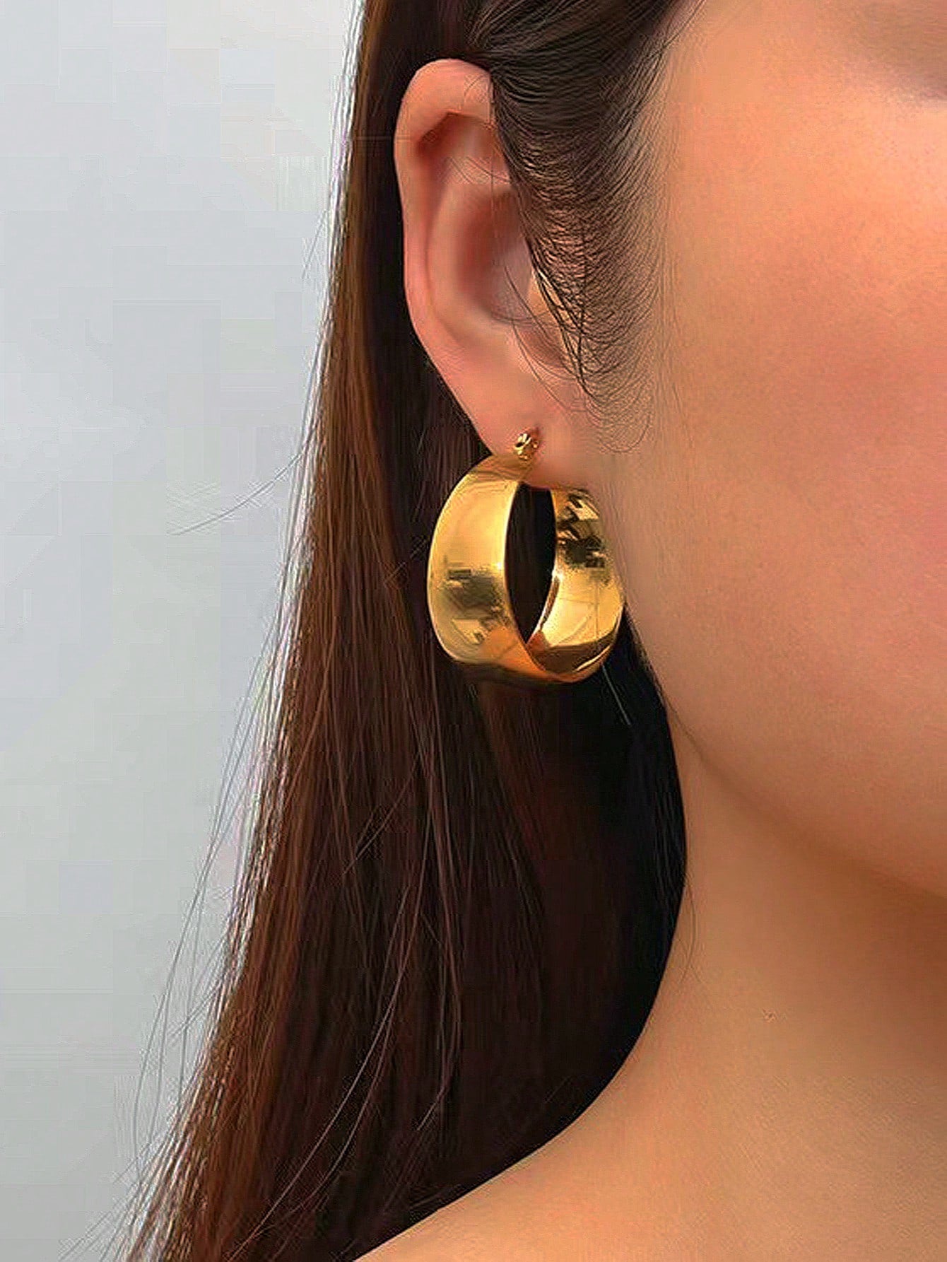 1 Pair Stainless Steel Golden Curved Earrings,18K Gold Plated,Suitable For Daily Wear By Women And Girls-Gold-1