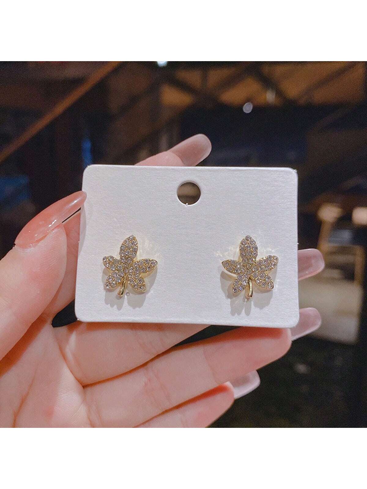 2pcs Maple Leaf Shaped Crystal Stud Earrings, Forest Style, Simple Design Fits For Casual Or Elegant Dressing--1