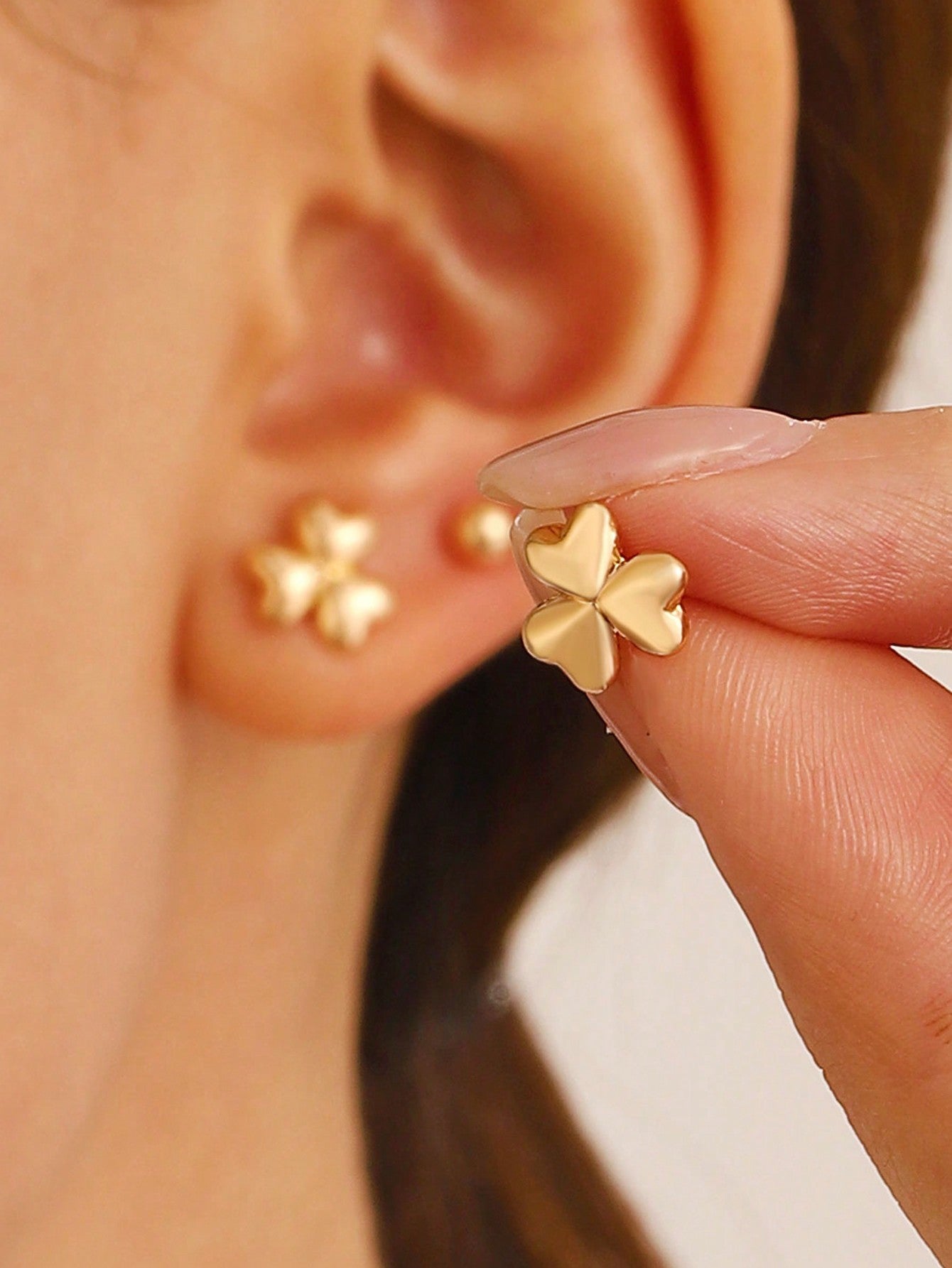 3pcs/Set New Style Clover Shaped Earrings Set, Retro Design With Heart Detail--1