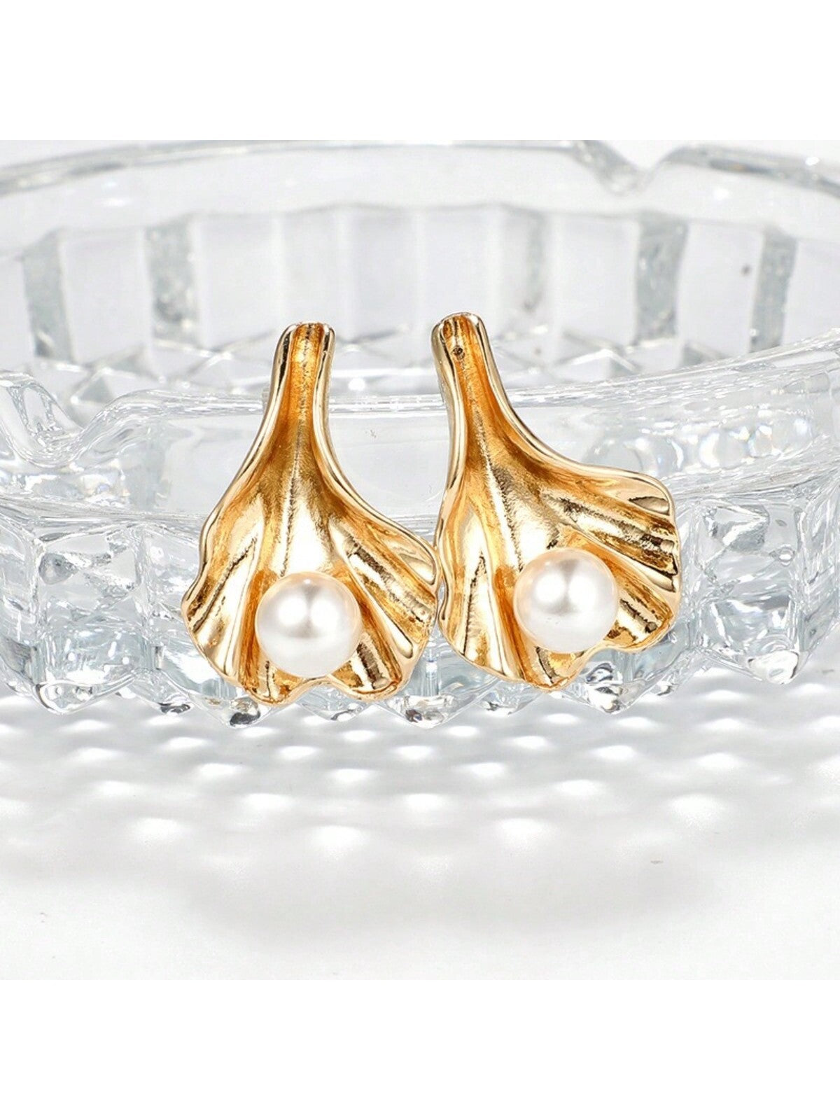 Fashionable New Geometric & Simple & Irregular Leaf & Pearl Combination Stud Earrings-Yellow Gold-1