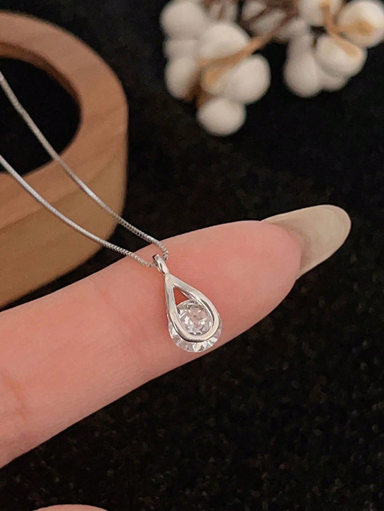 Teardrop Necklace For Women, Made Of Pure S925 Silver With Single , Simple & Elegant, Fashionable Collarbone Chain-Silver-1