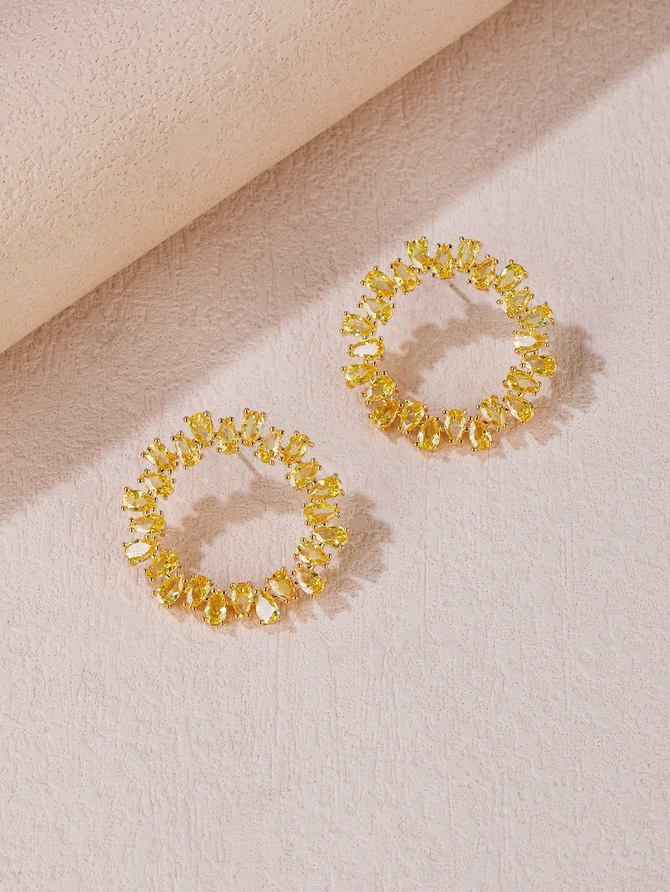 1pair Sparkling Luxury Cubic Zirconia Earrings For Women, Fashionable And Accessory For Formal Dress-Yellow-1