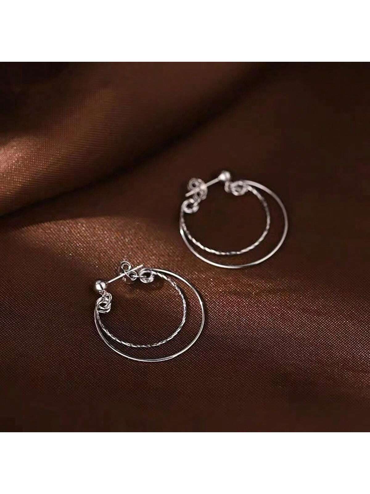 European And American Style S925 Sterling Silver Double Layered Flower And Twisted Design, Vintage And Fashionable Earrings-Silver-1