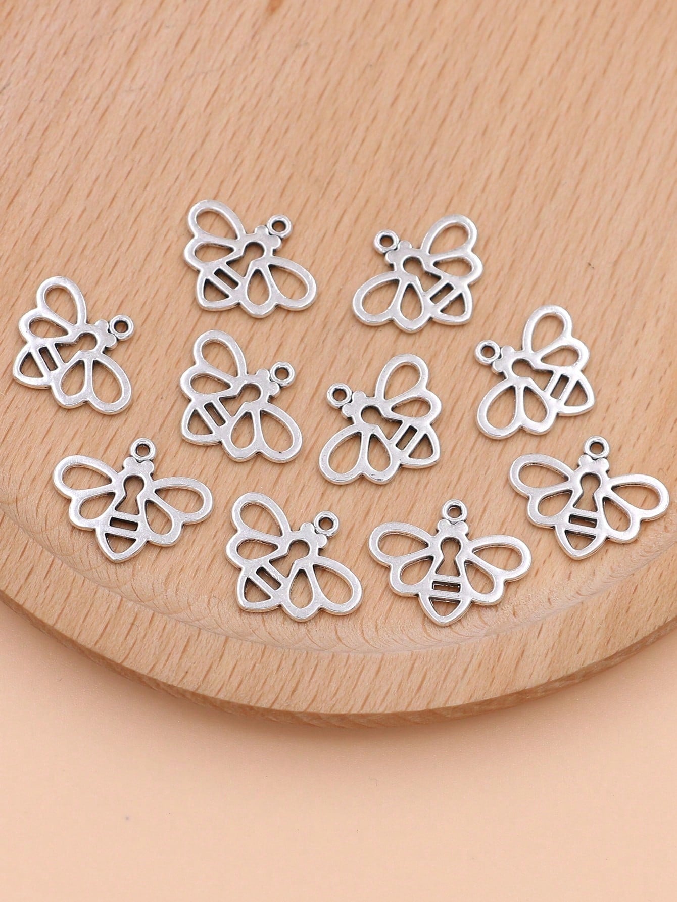 10Pcs Antique Silver Plated Bee Charm Pendant For Jewelry Making Bracelet Necklace DIY Earrings Accessories-Silver-1