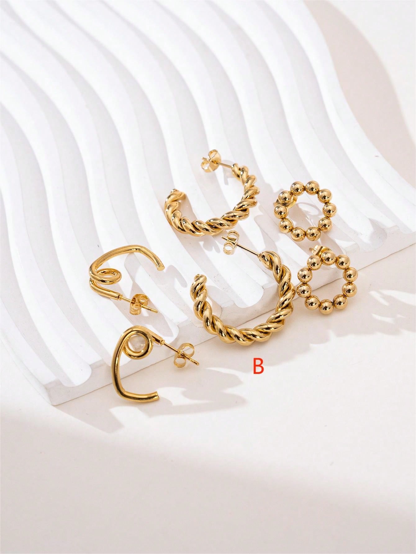 1pair Women'S Personality Geometric Design Golden Stainless Steel Earrings For Daily Wear, Fashion & Work--1