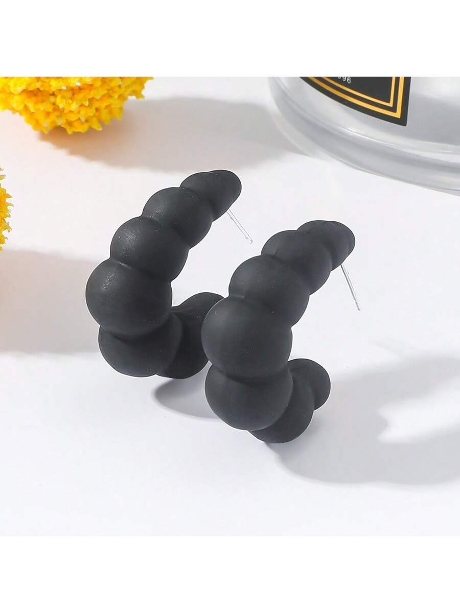 1pair Fashionable Half Circle Hollow Out Ccb Spray Paint Stud Earrings-Black-1